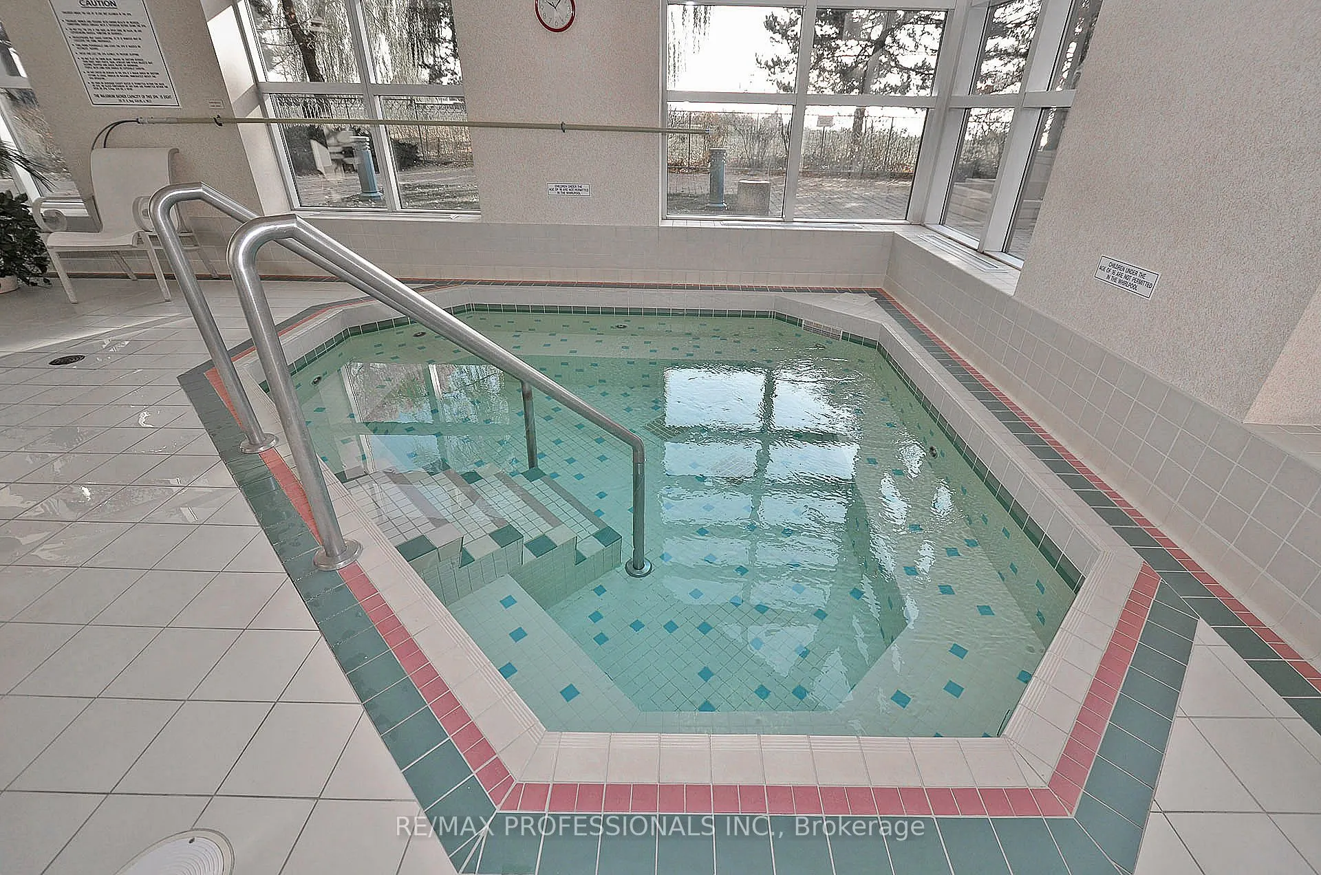 1 Palace Pier Court, #1108
