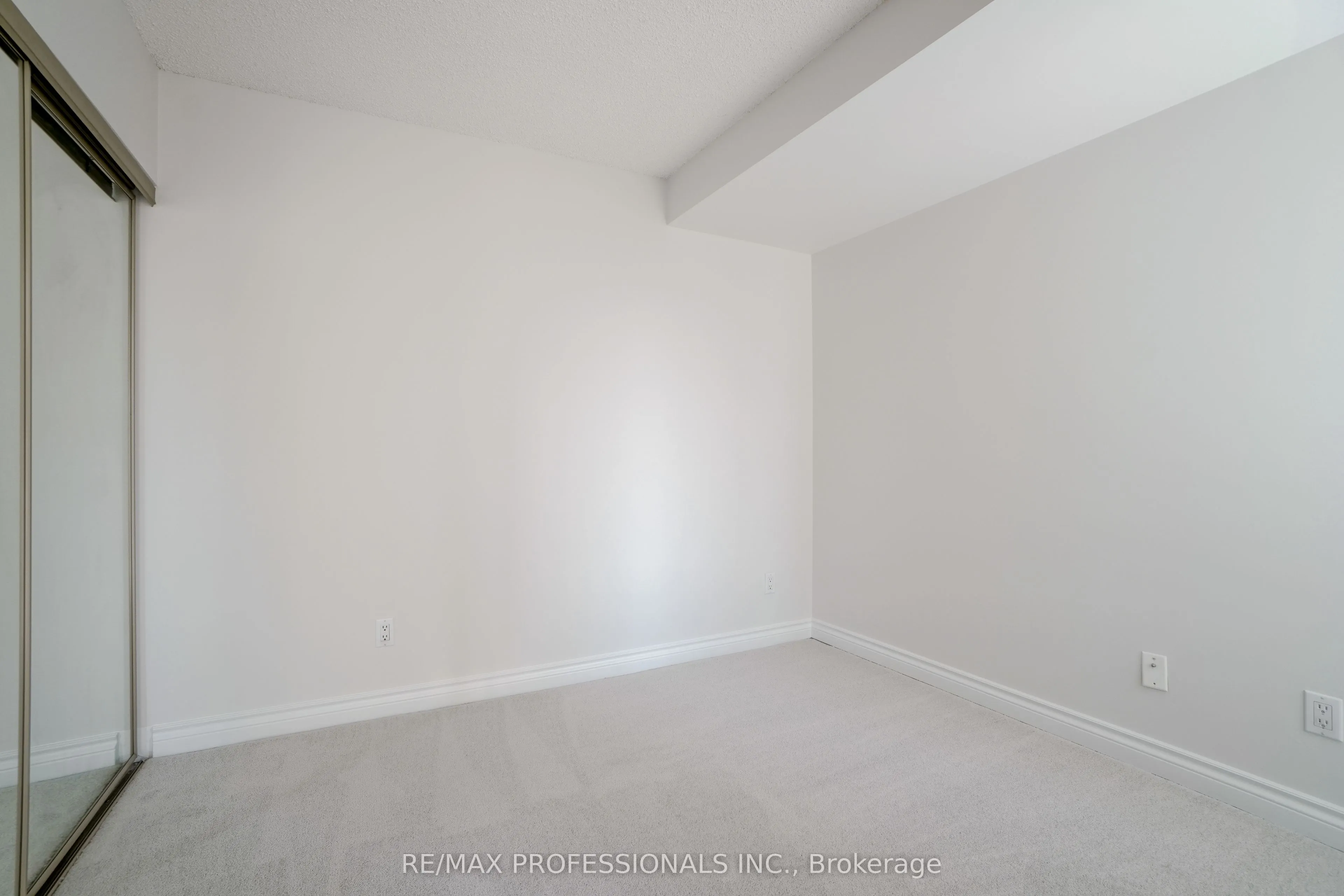 1 Palace Pier Court, #1108