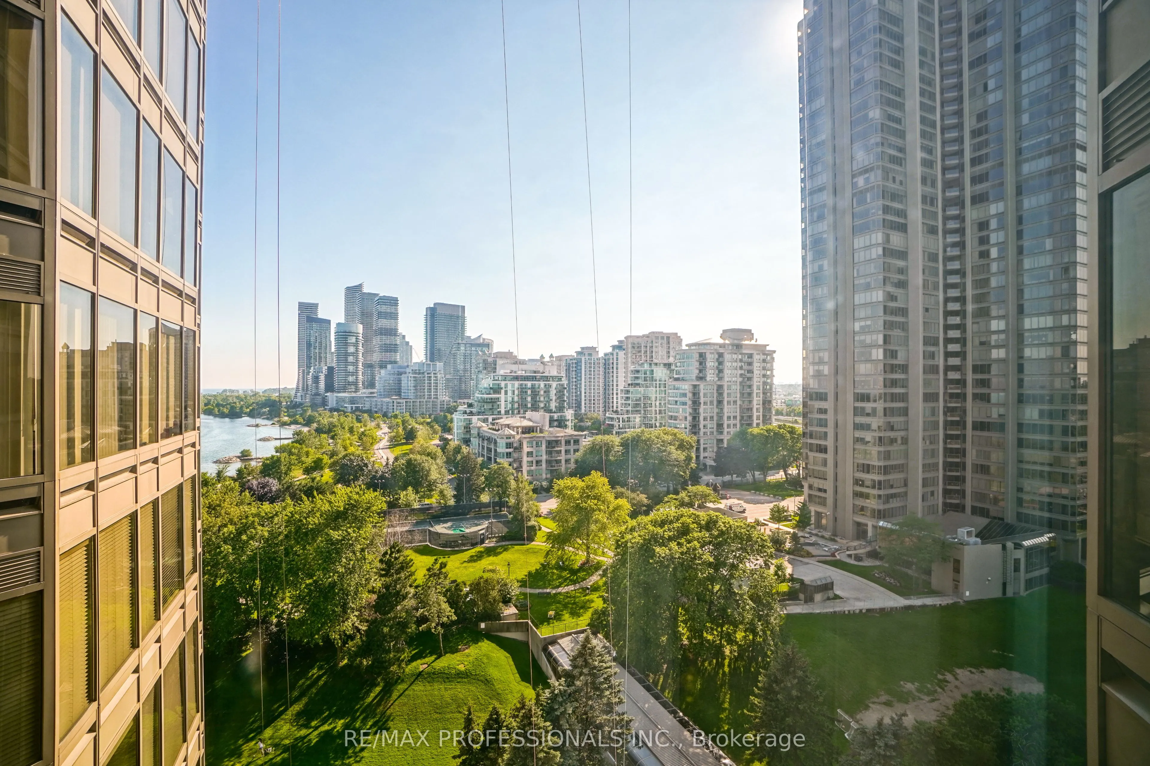 1 Palace Pier Court, #1108