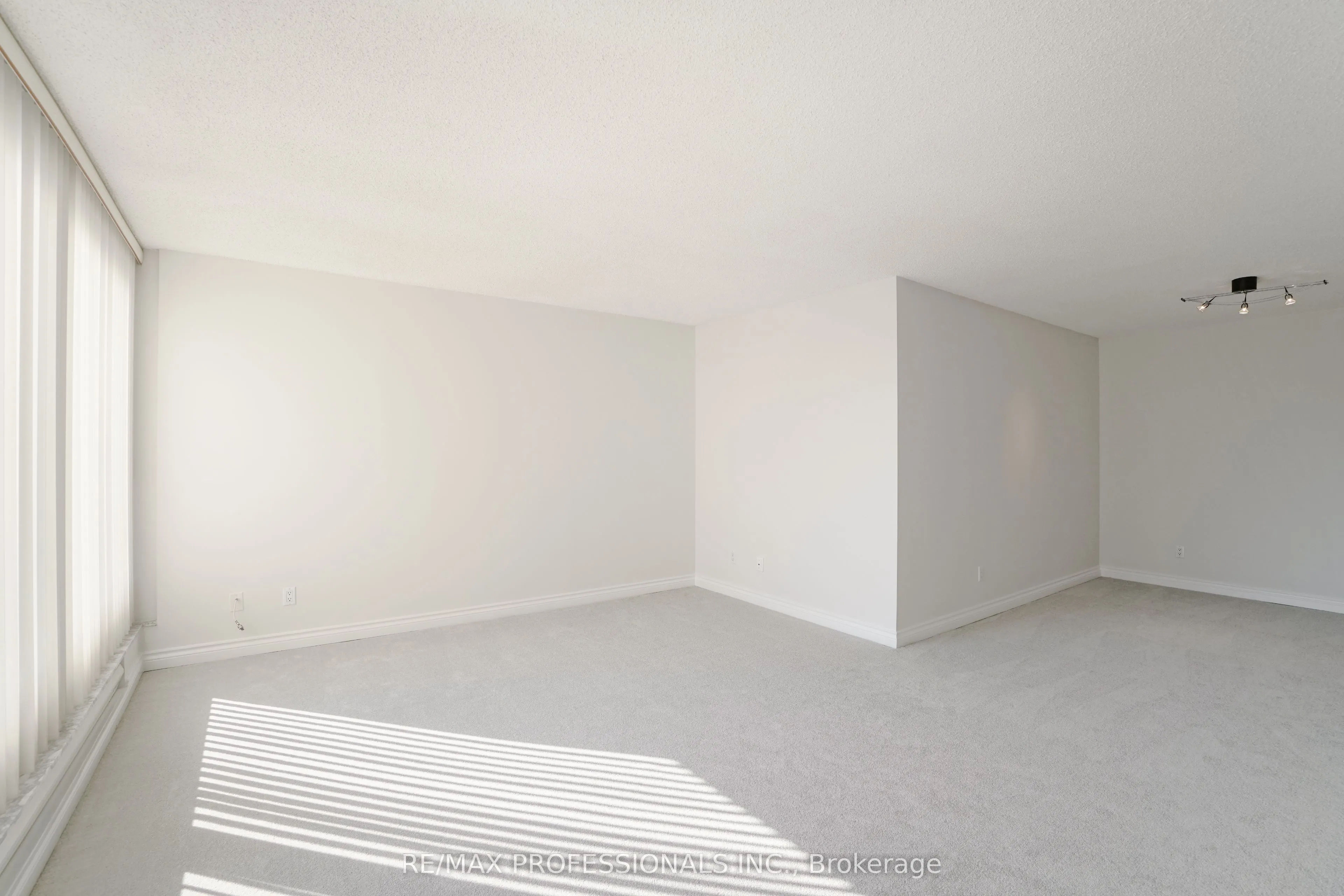 1 Palace Pier Court, #1108