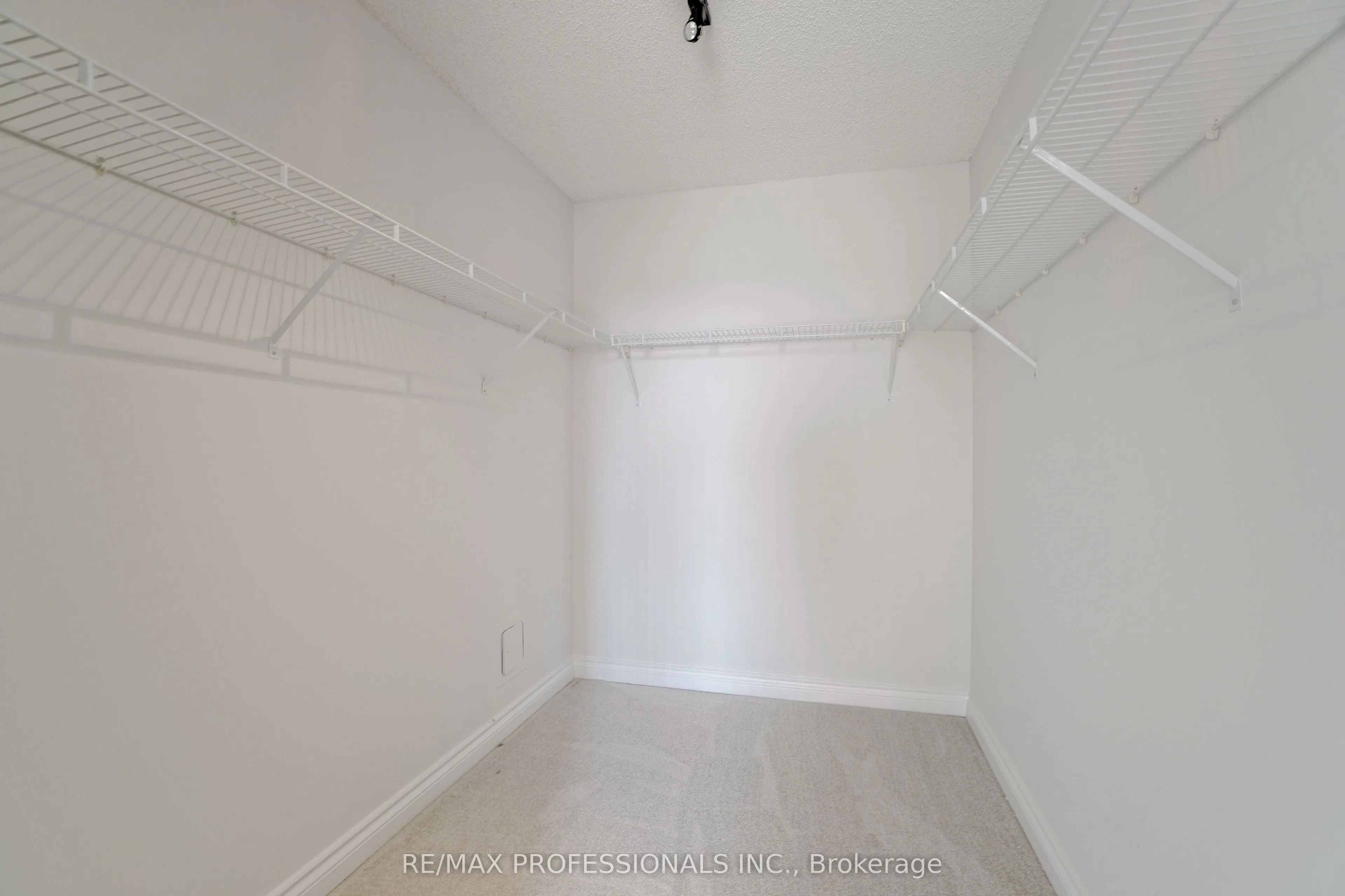 1 Palace Pier Court, #1108