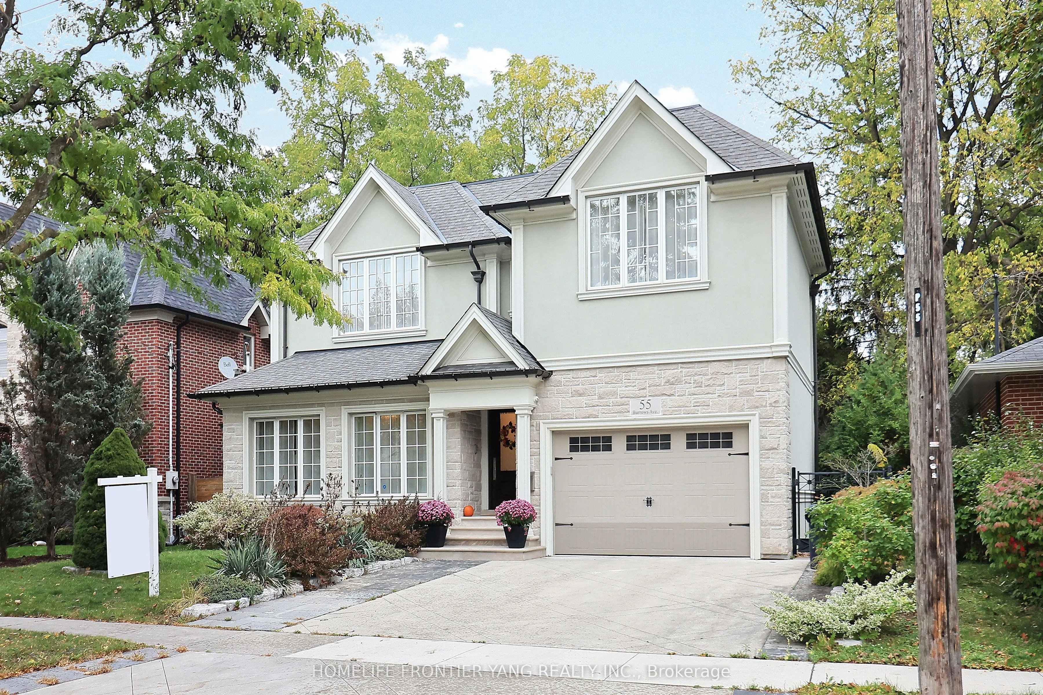 55 Burrows Avenue