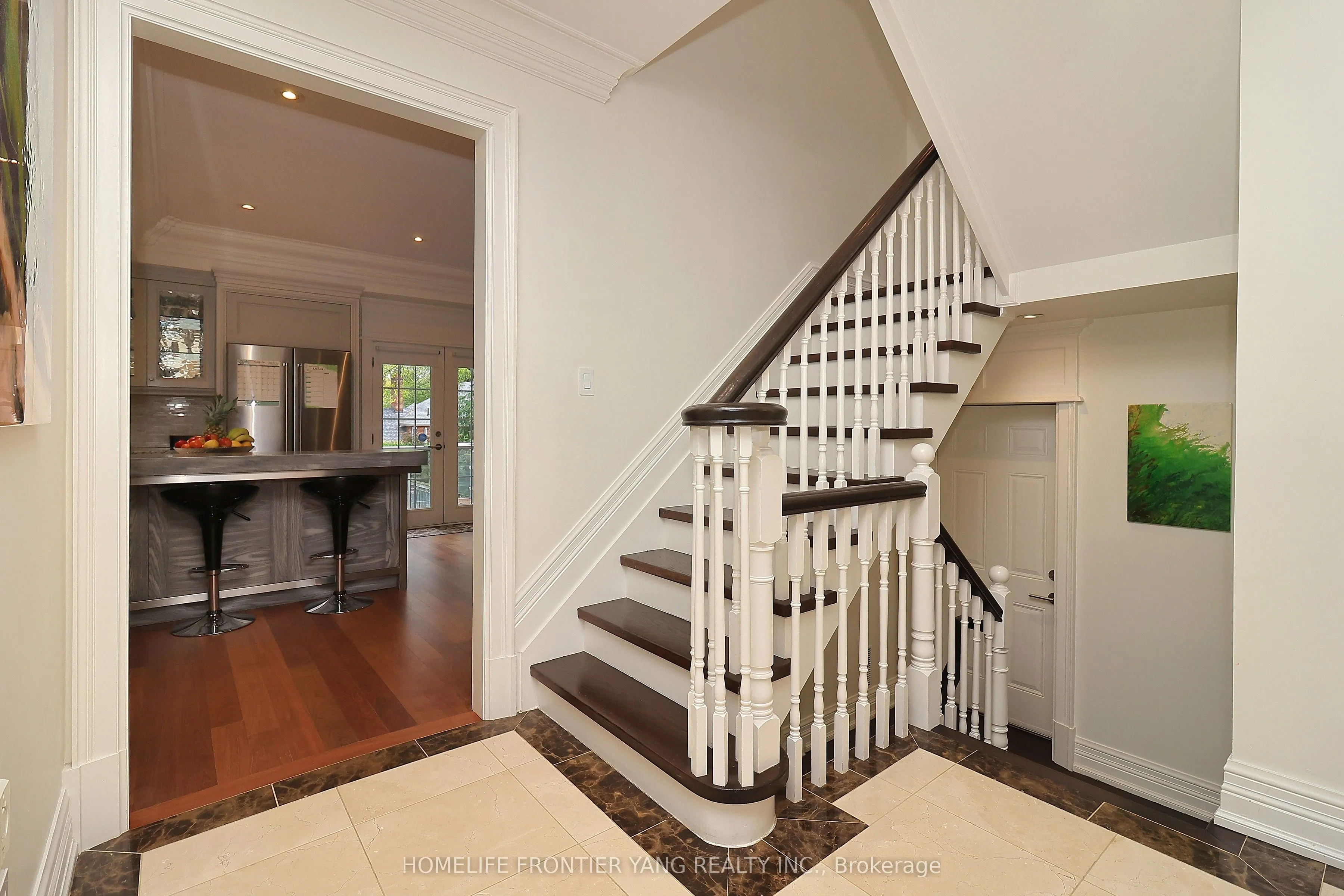 55 Burrows Avenue