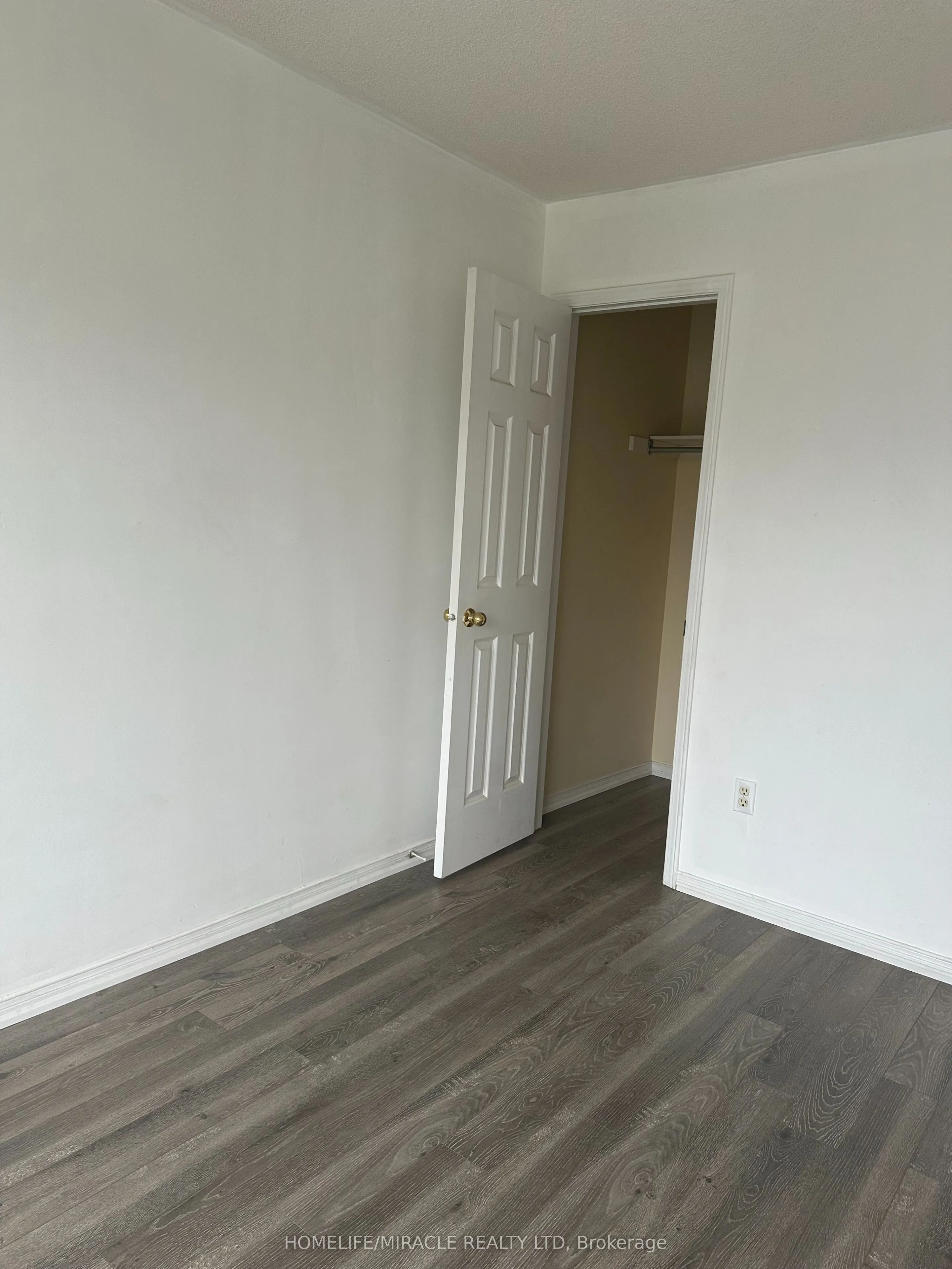 6 Sinclair Court, #6