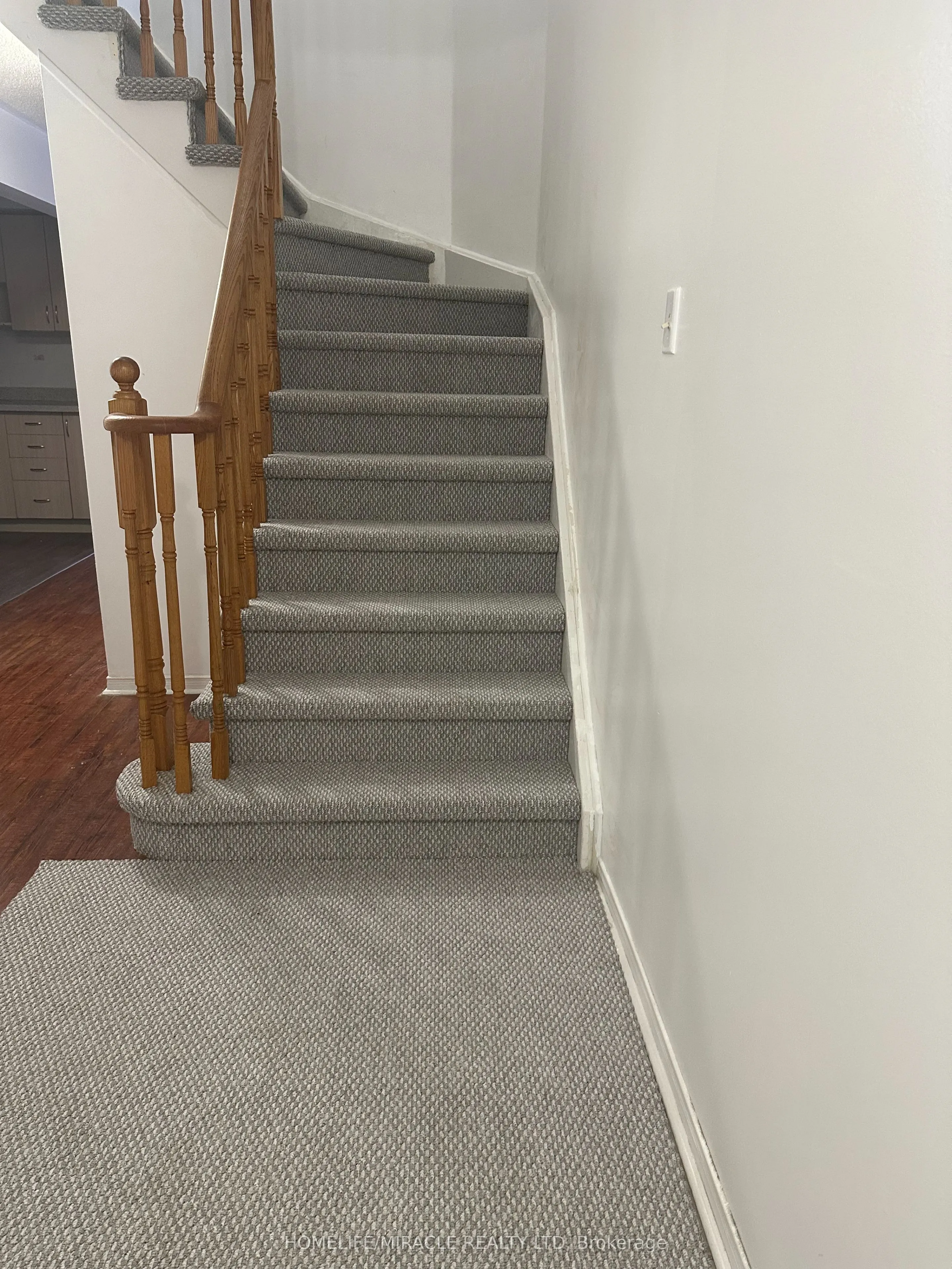 6 Sinclair Court, #6