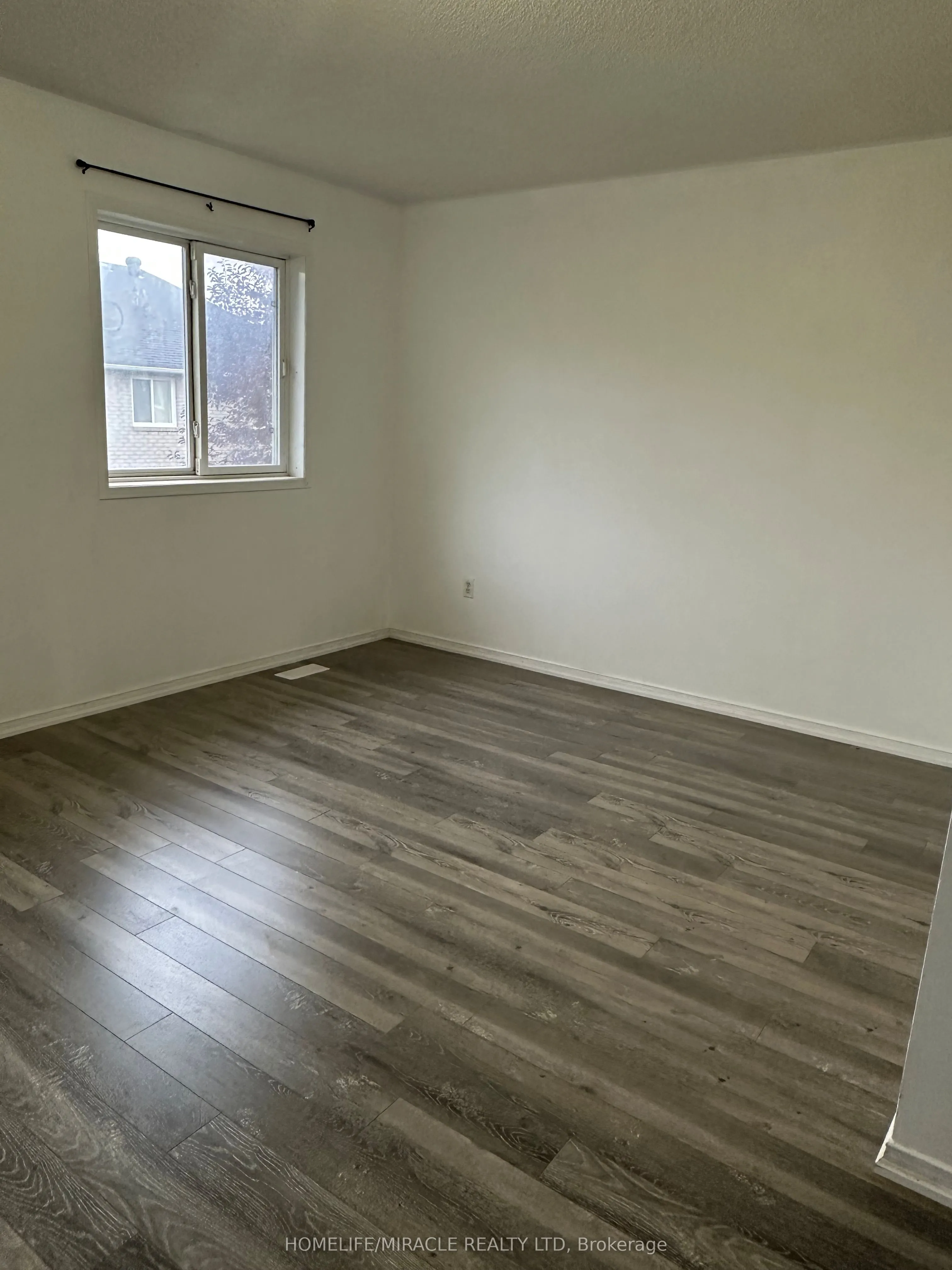 6 Sinclair Court, #6