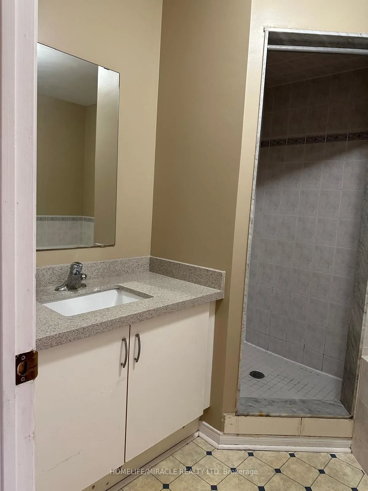 6 Sinclair Court, #6