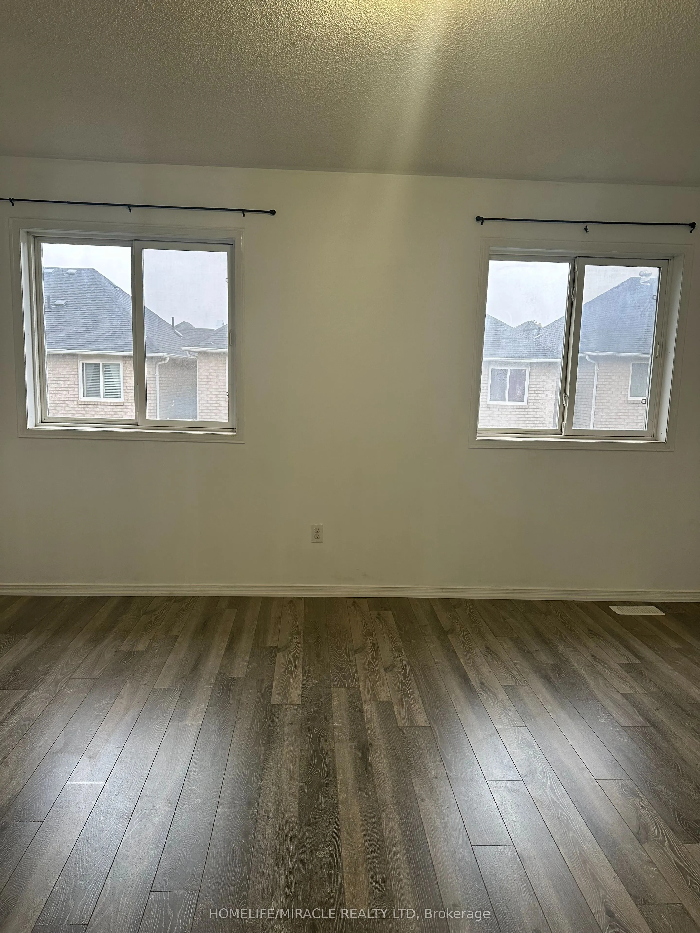 6 Sinclair Court, #6
