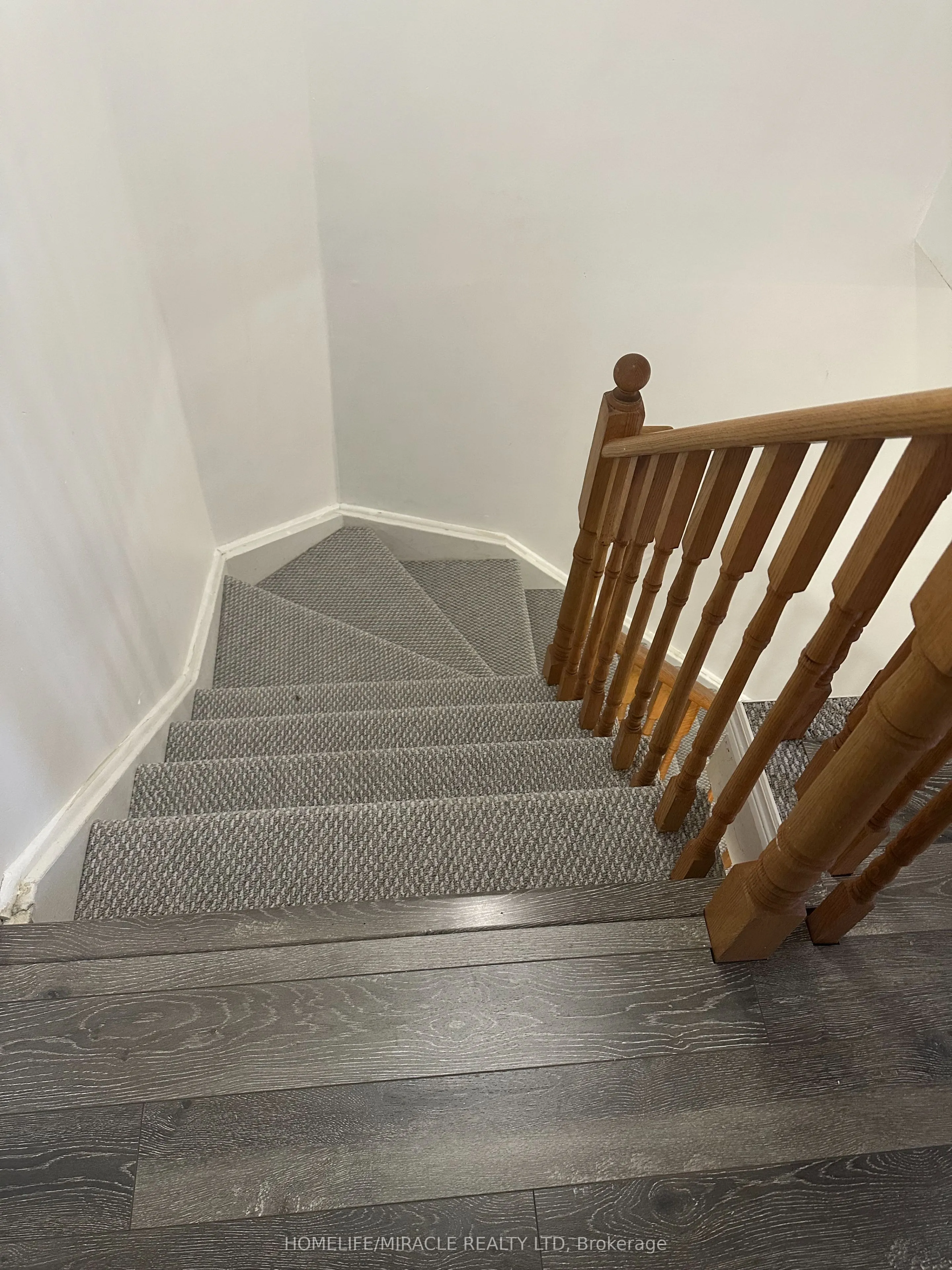 6 Sinclair Court, #6