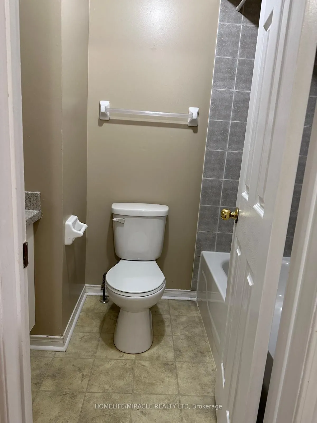 6 Sinclair Court, #6