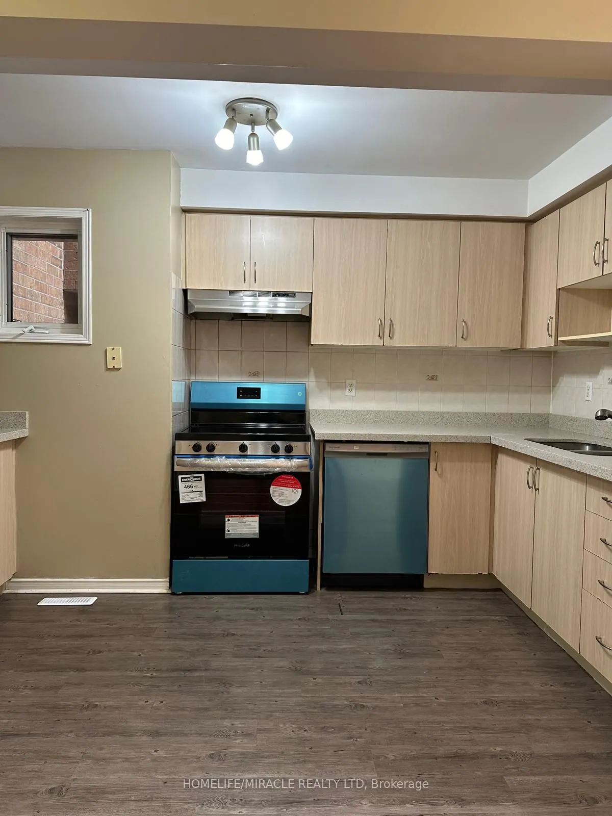 6 Sinclair Court, #6