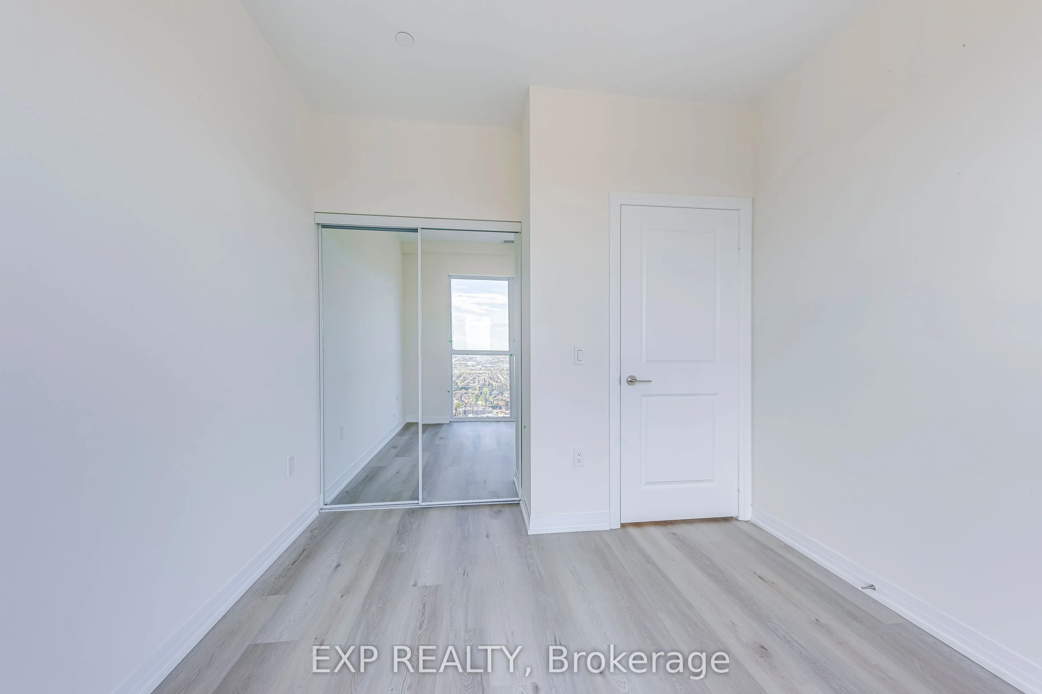 15 Watergarden Drive, #3608