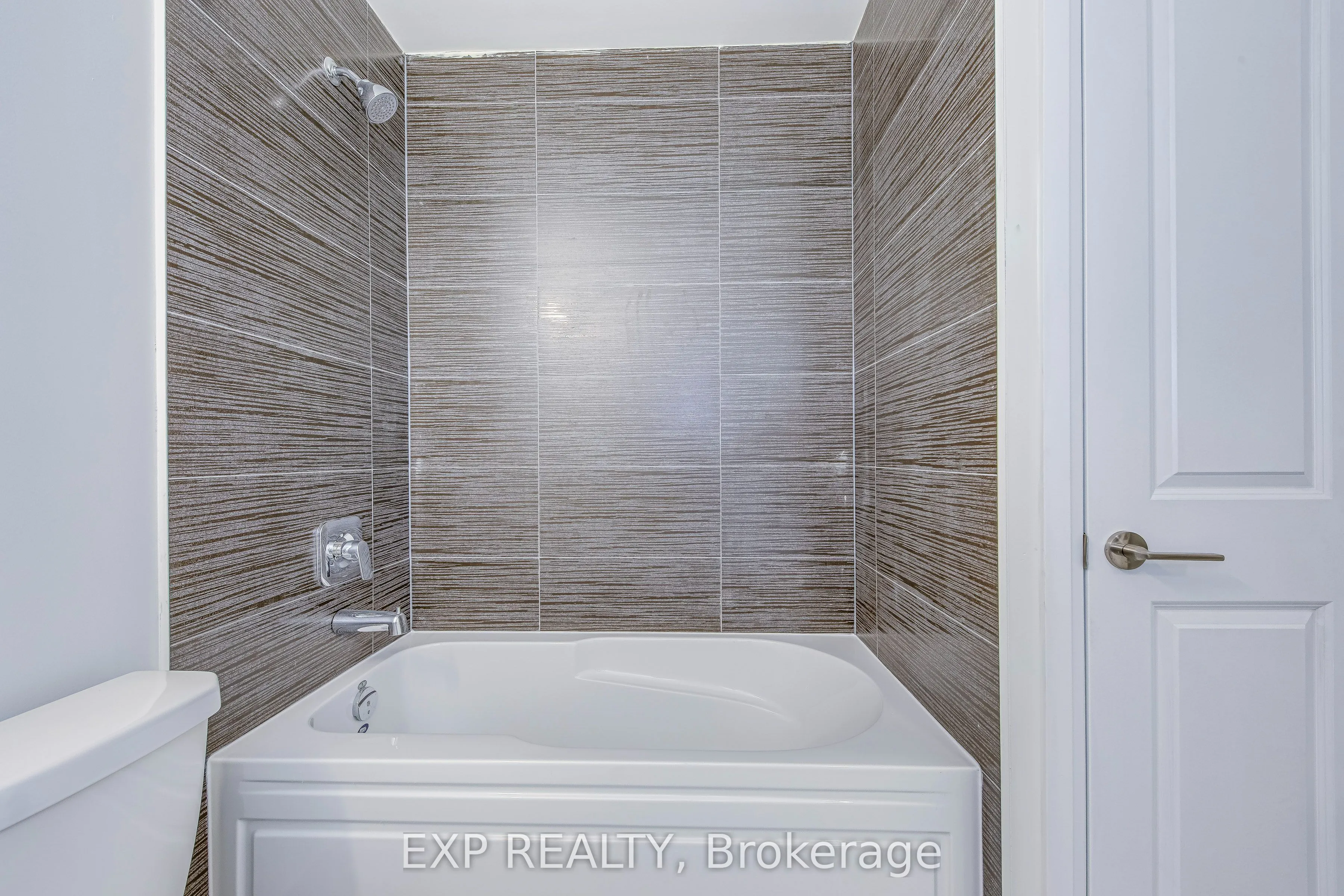 15 Watergarden Drive, #3608