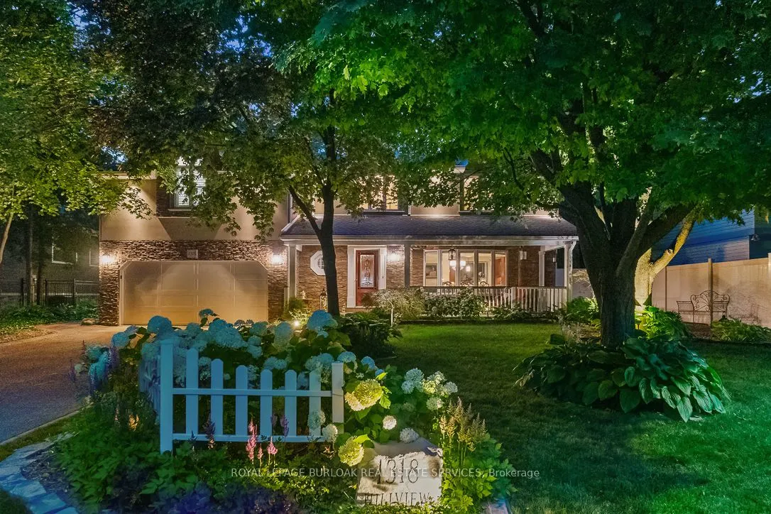 1318 Hillview Crescent