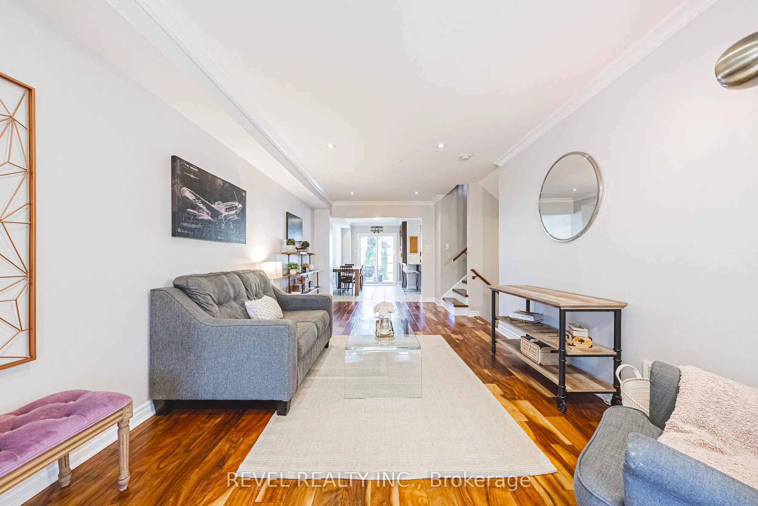 1188 Bonin Crescent