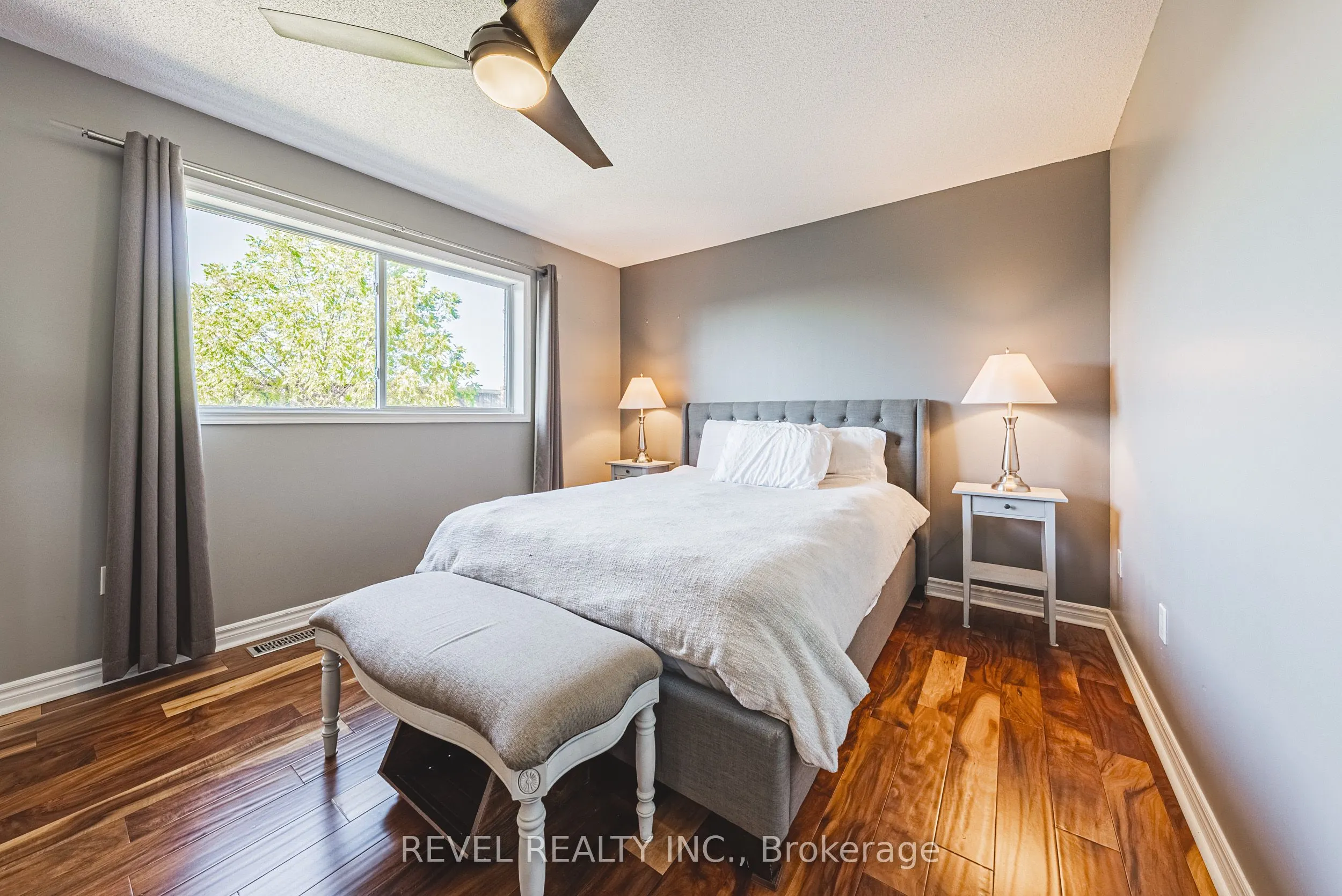 1188 Bonin Crescent