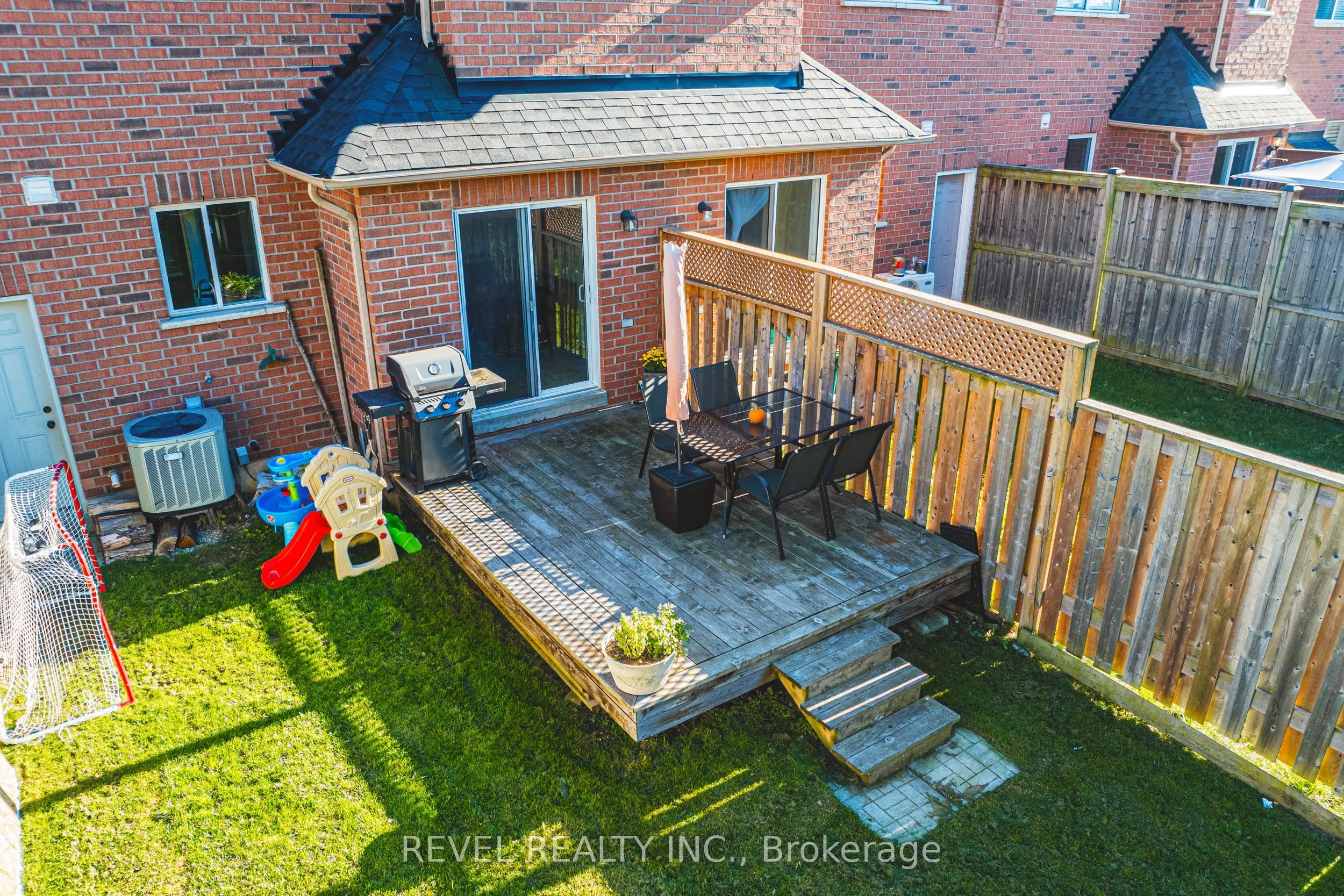 1188 Bonin Crescent