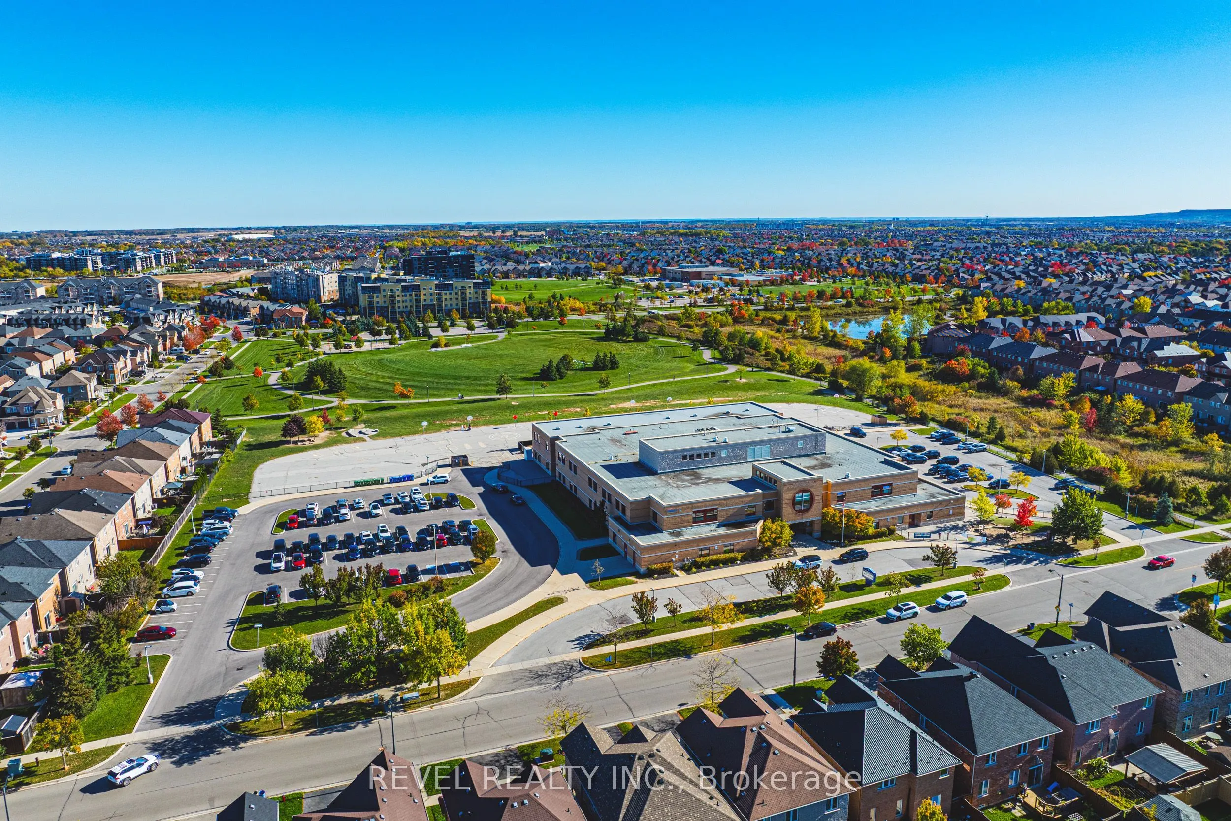 1188 Bonin Crescent