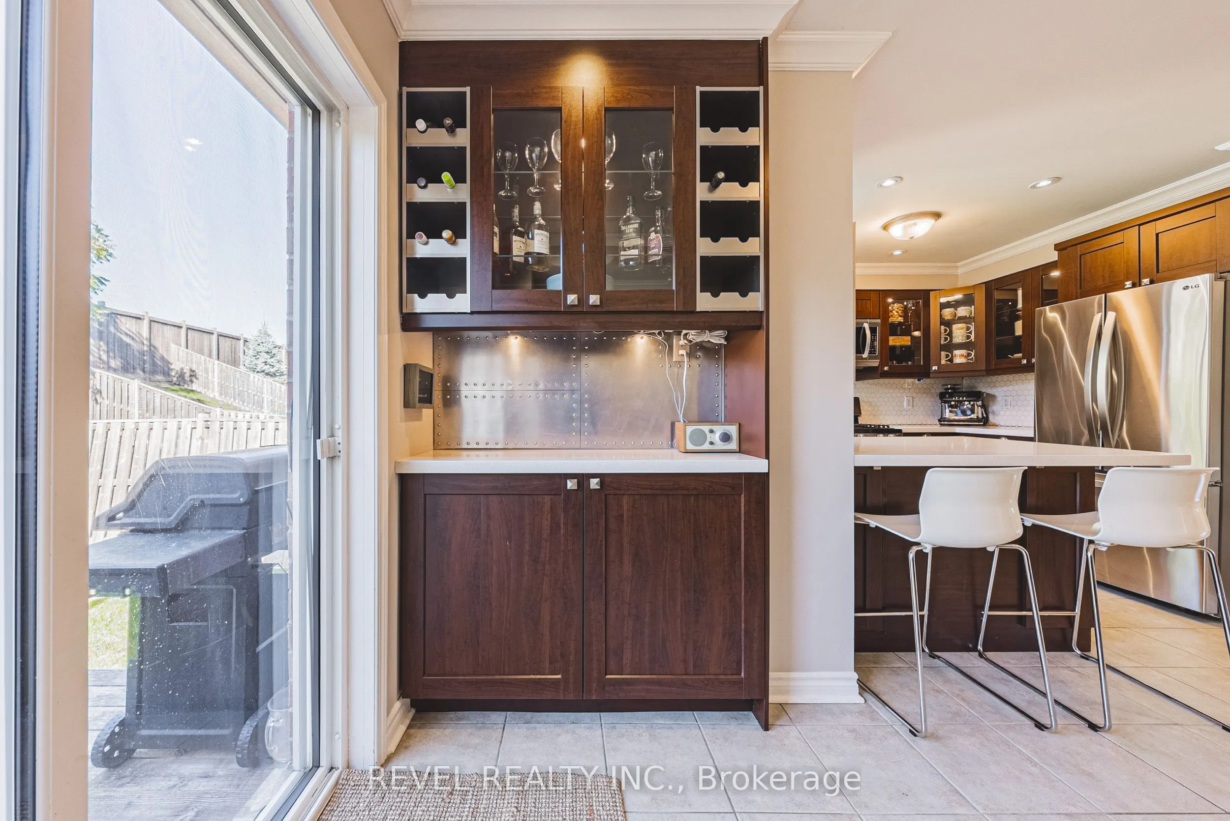 1188 Bonin Crescent