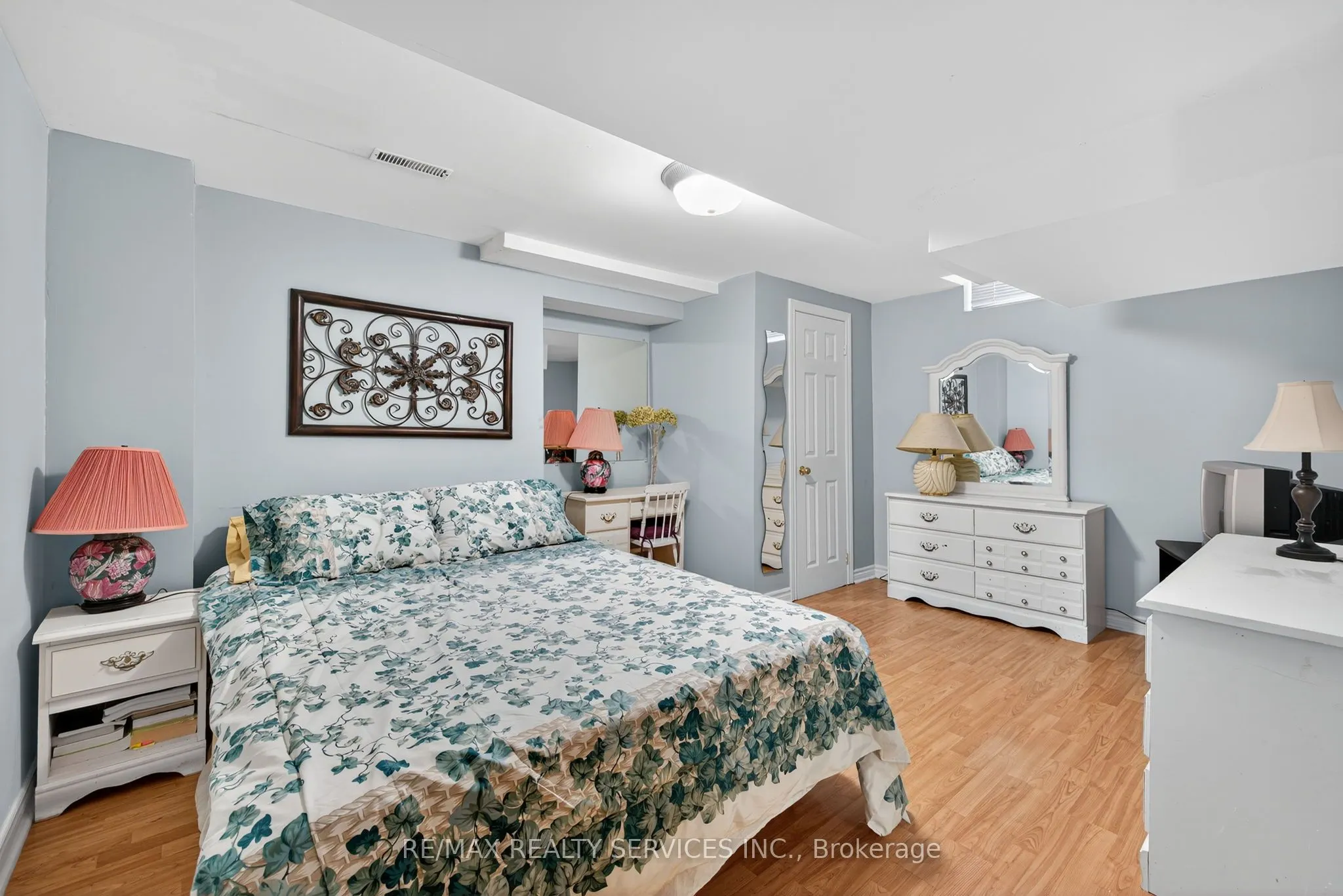 124 Royal Valley Drive