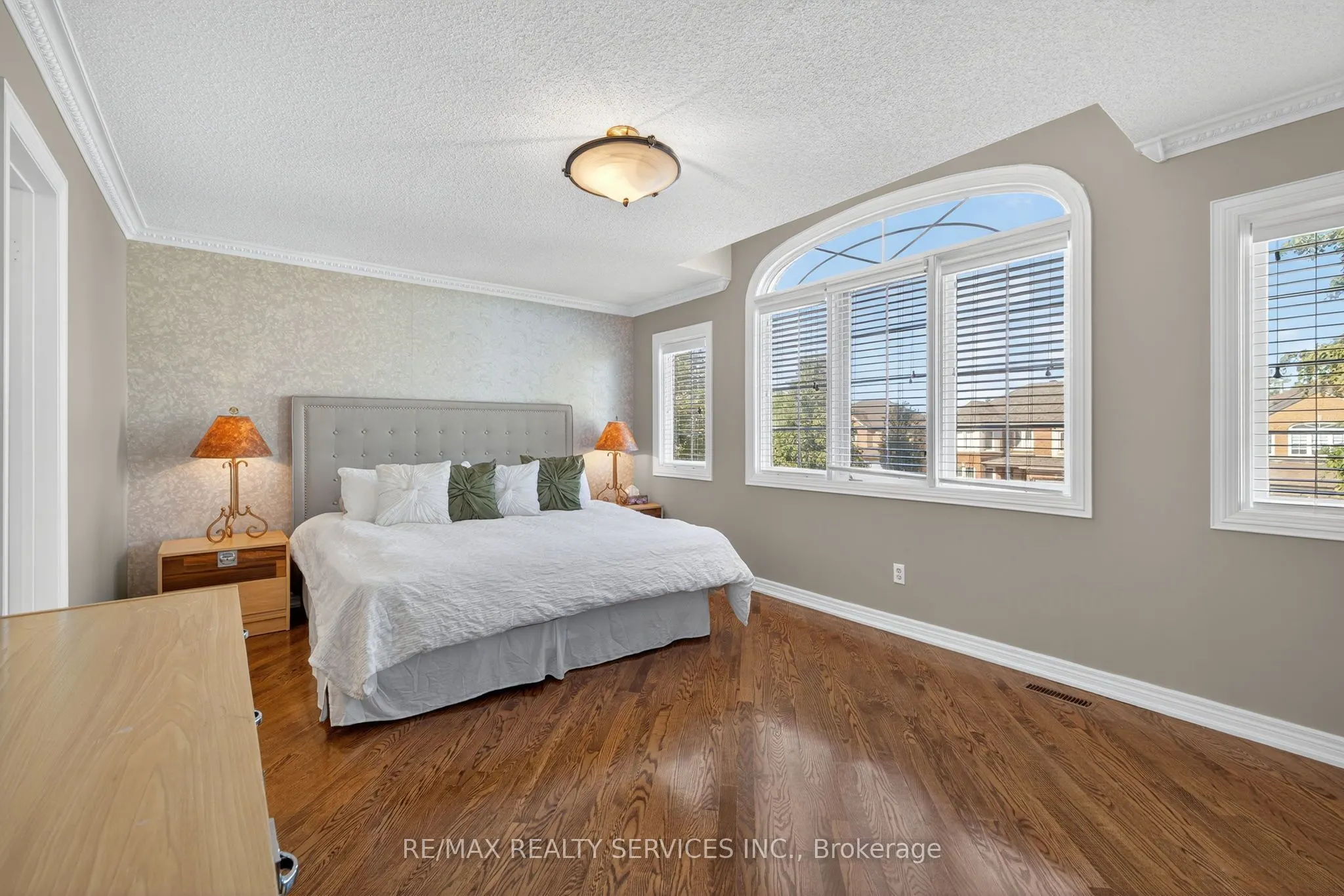 124 Royal Valley Drive