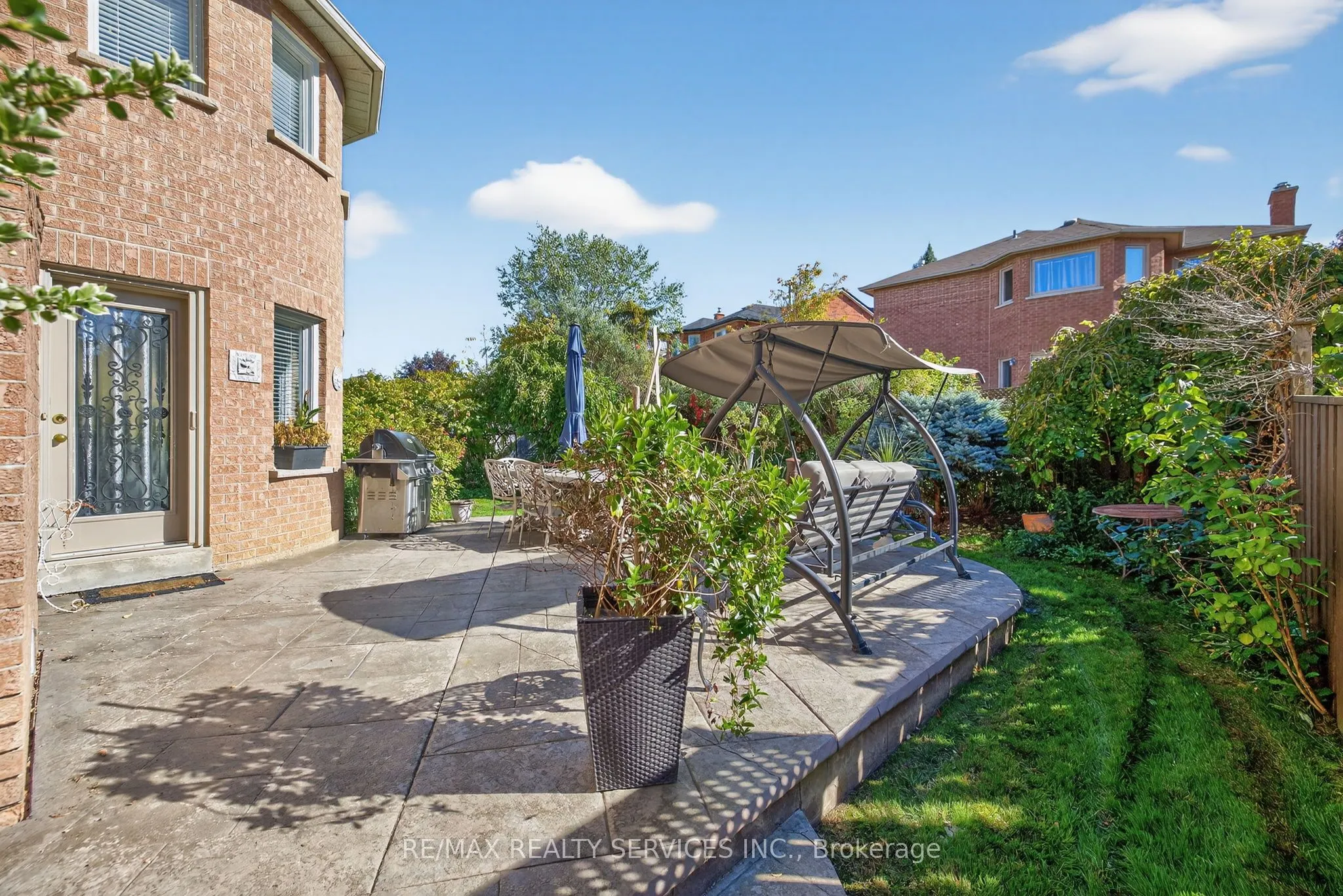 124 Royal Valley Drive