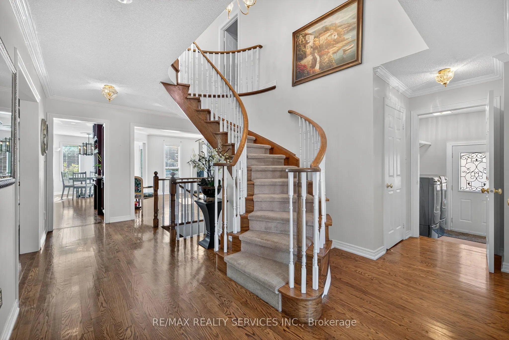 124 Royal Valley Drive
