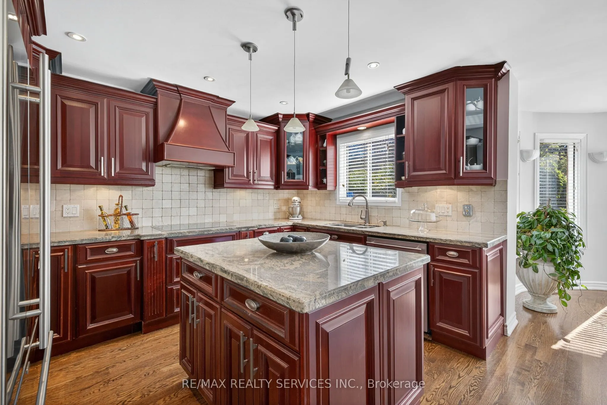 124 Royal Valley Drive