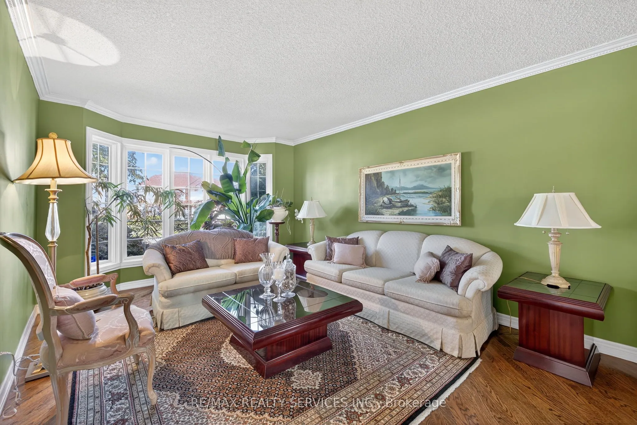124 Royal Valley Drive