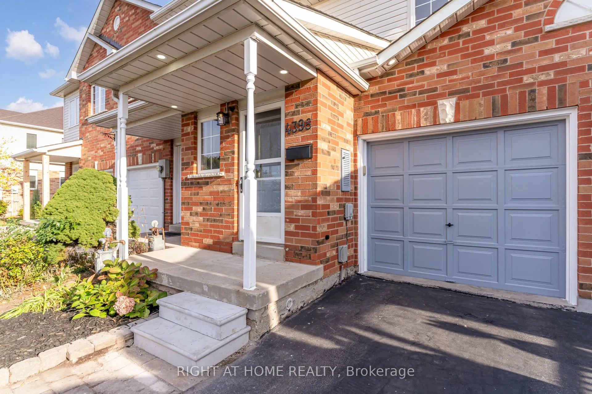 4398 Fairview Street