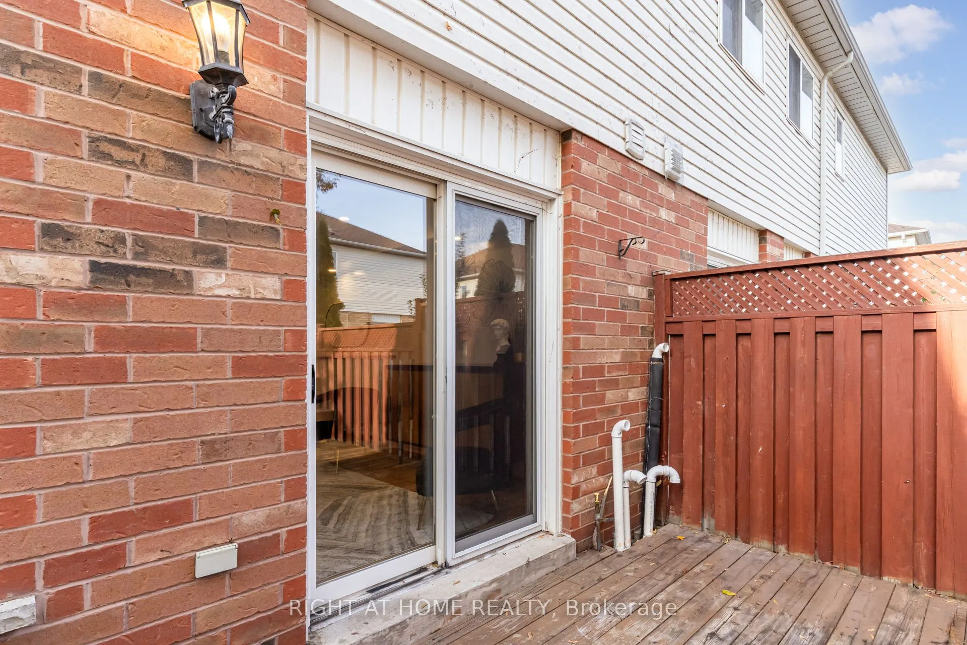 4398 Fairview Street