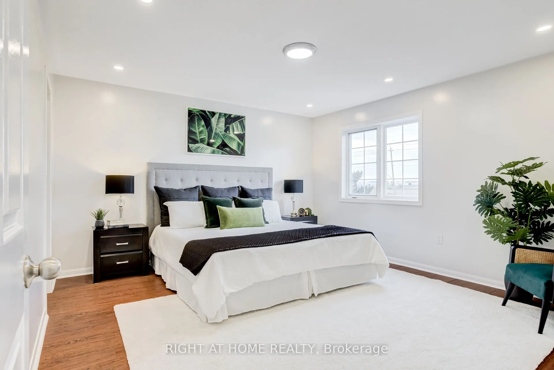 4398 Fairview Street