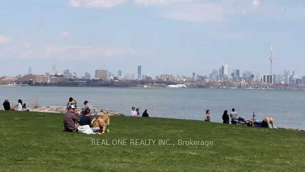2200 Lake Shore Boulevard W, #3203