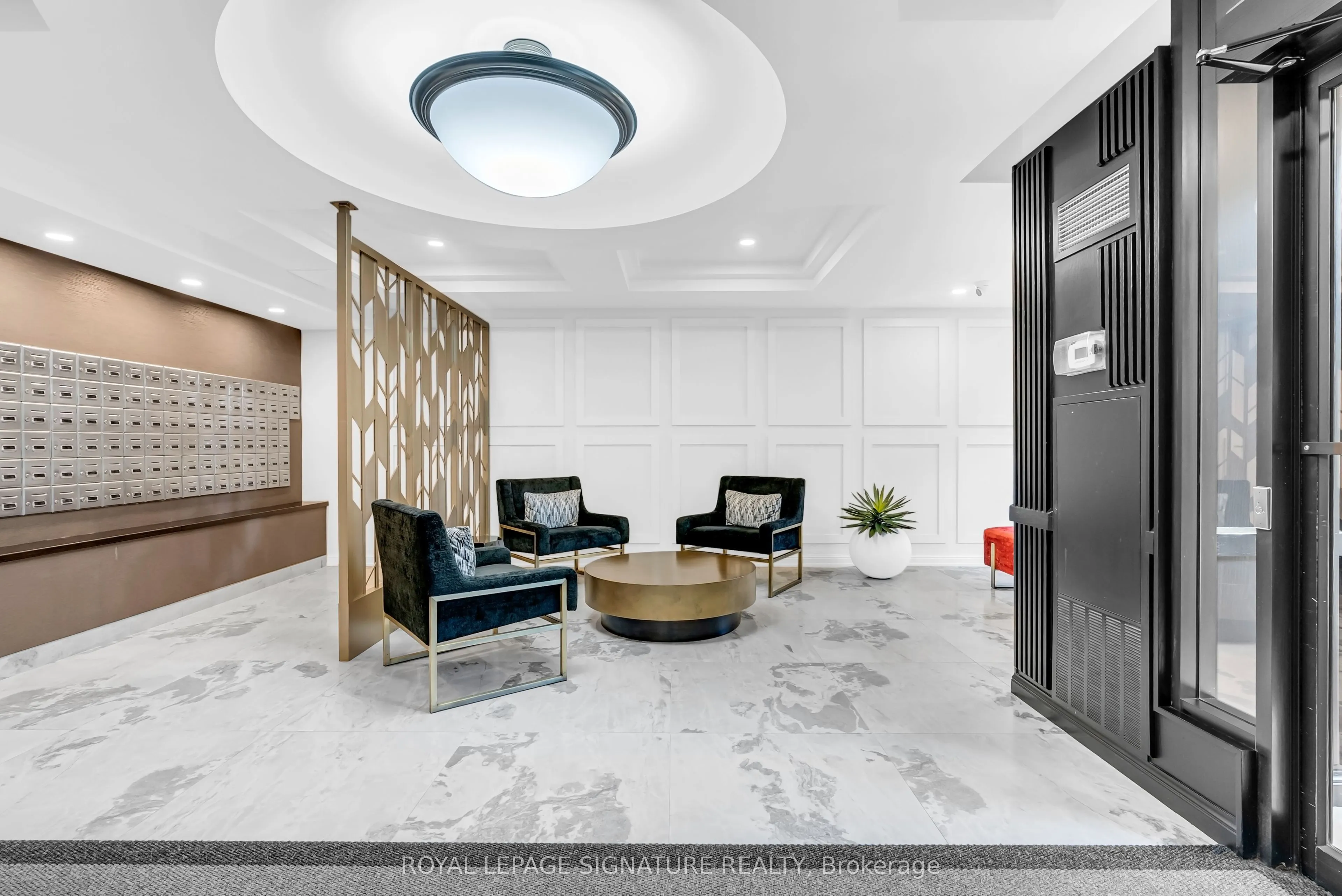 24 Southport Street, #155