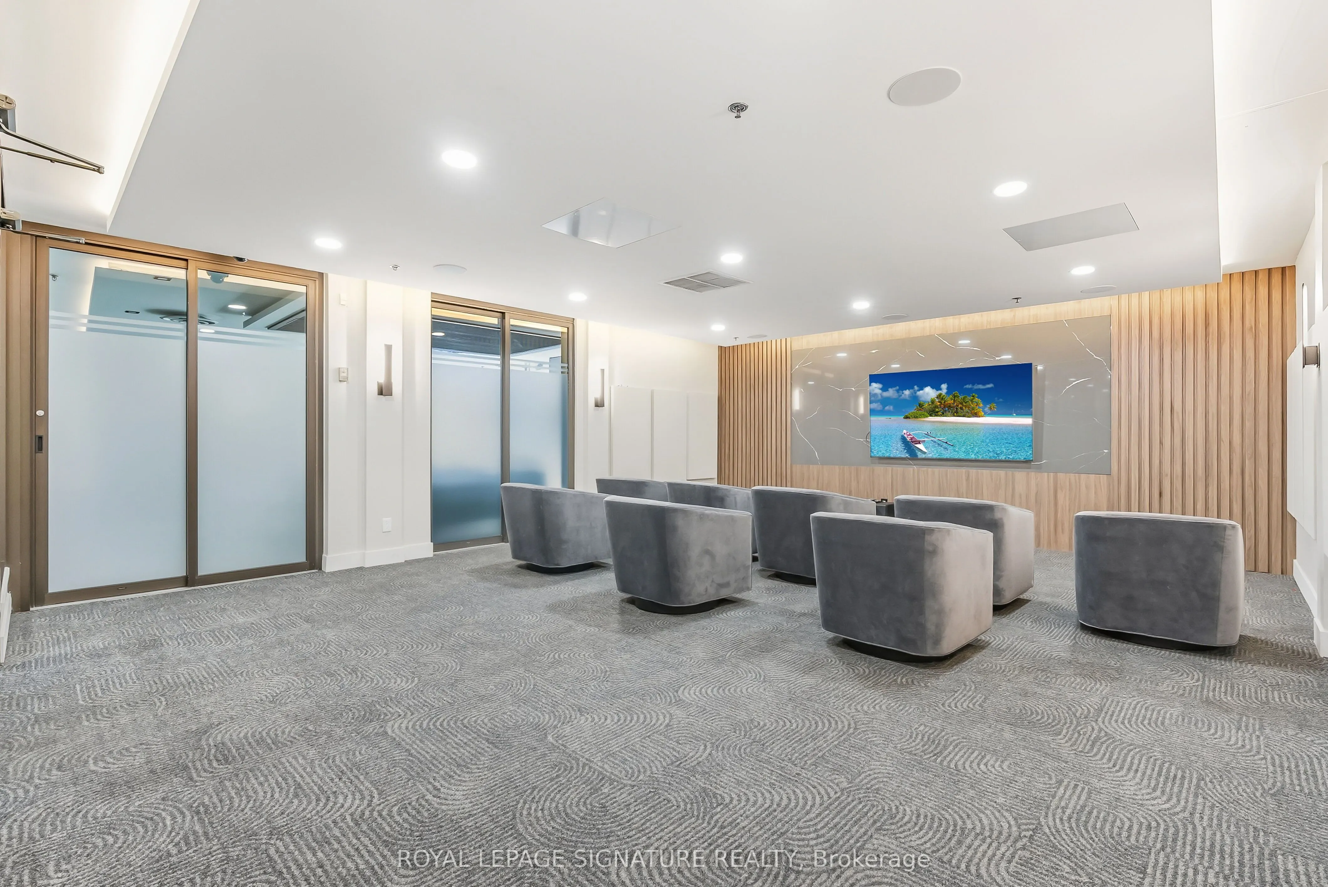 24 Southport Street, #155