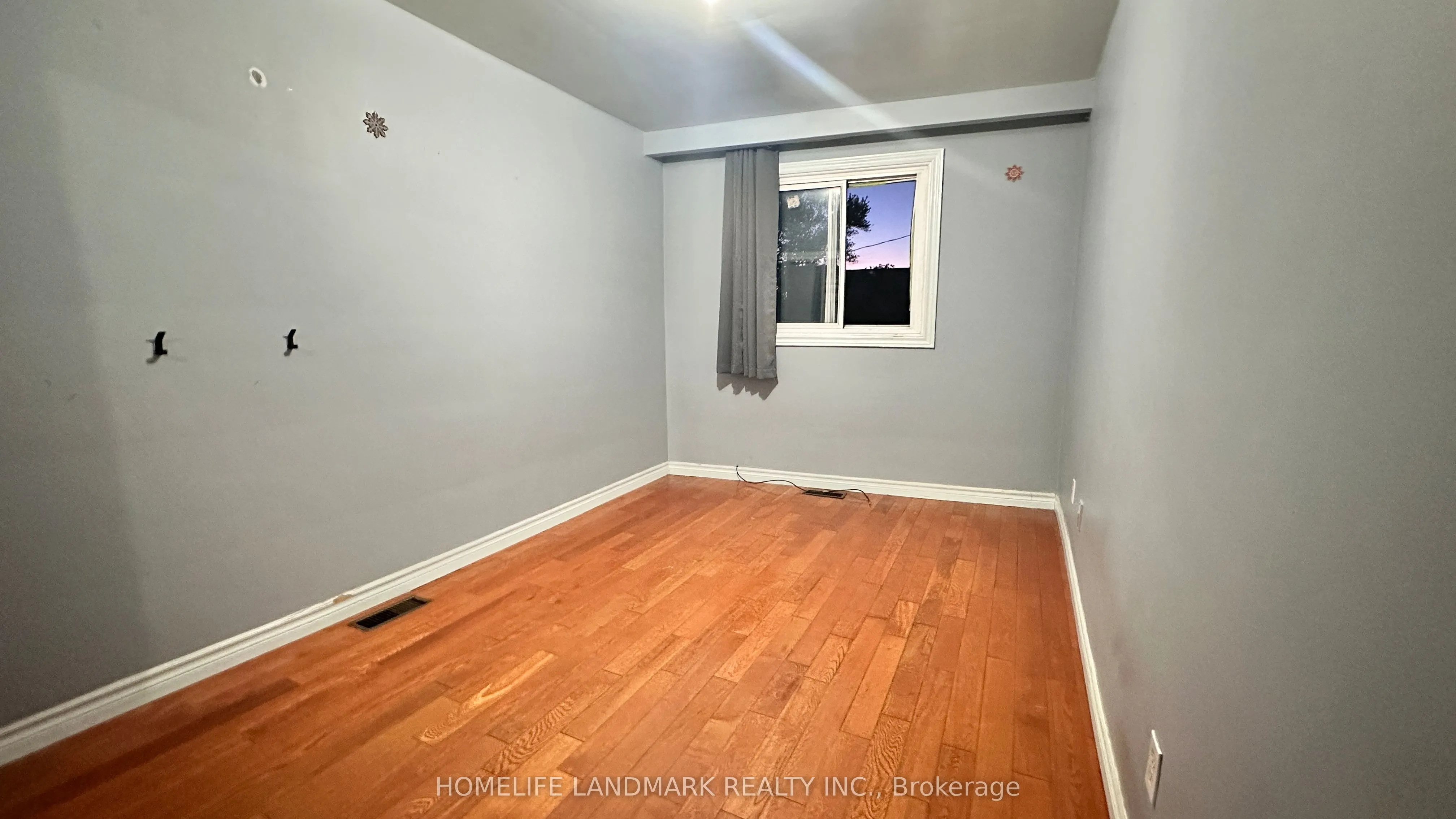 1171B Lakeshore Road E, #B