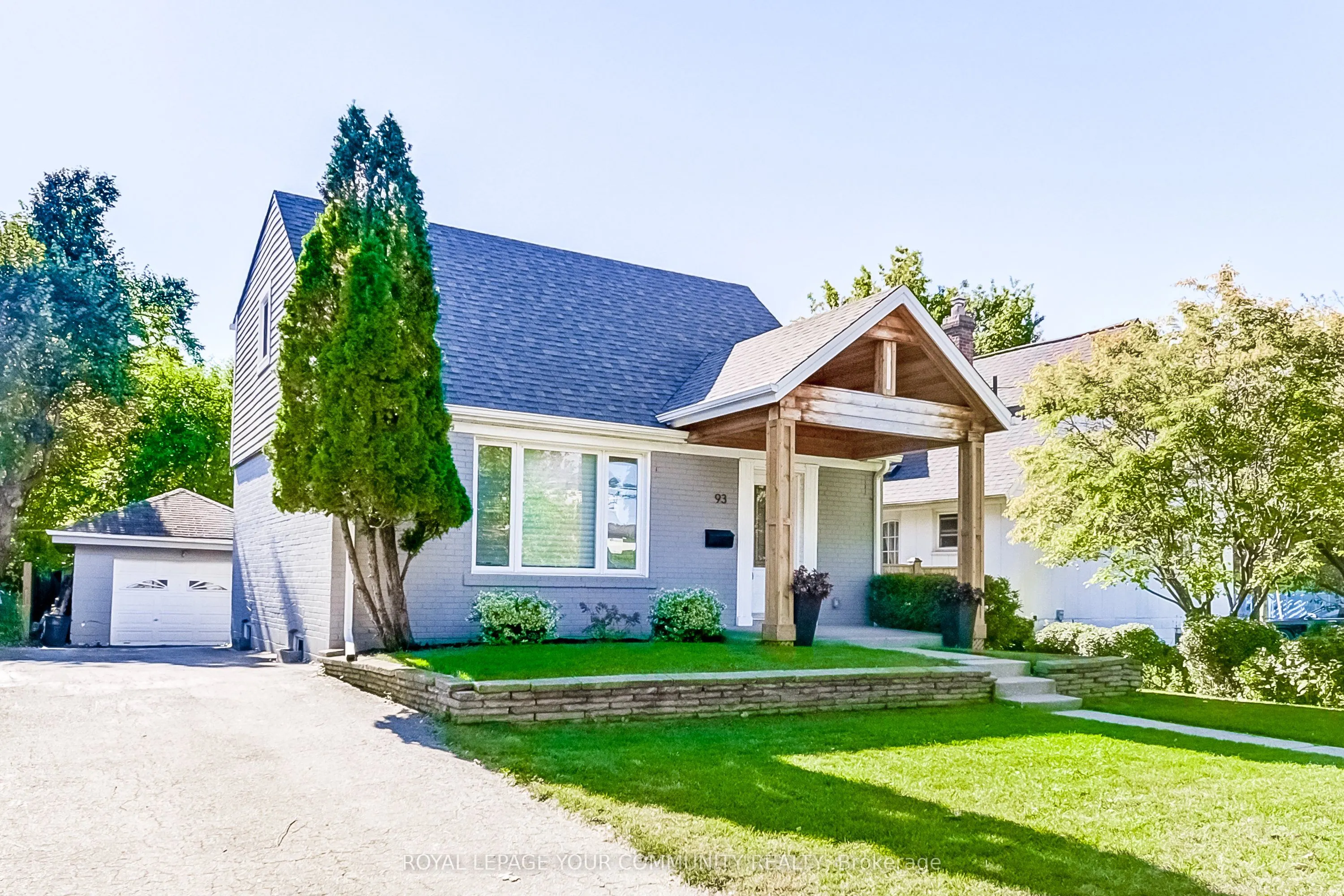 93 Gair Drive