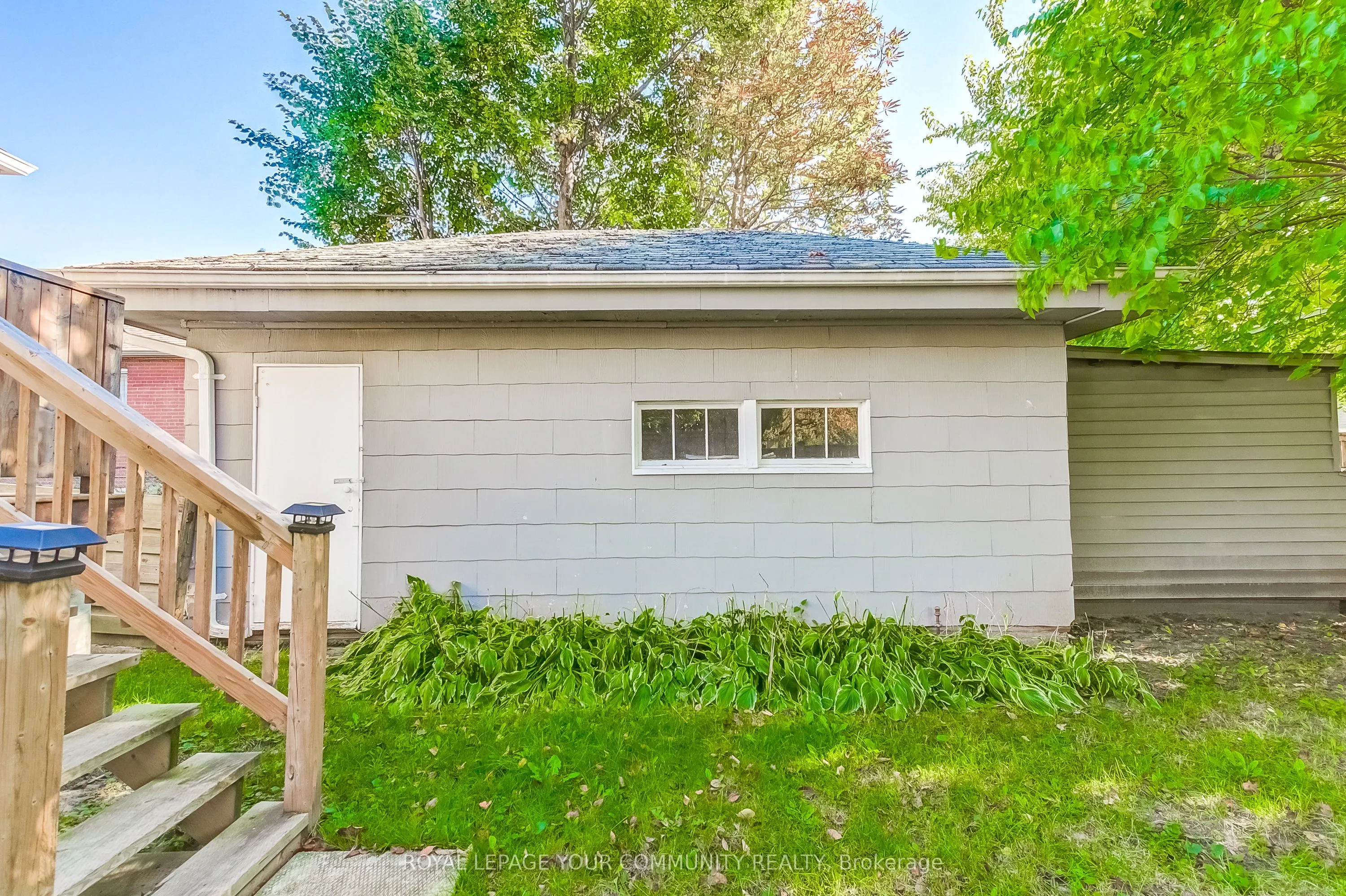 93 Gair Drive