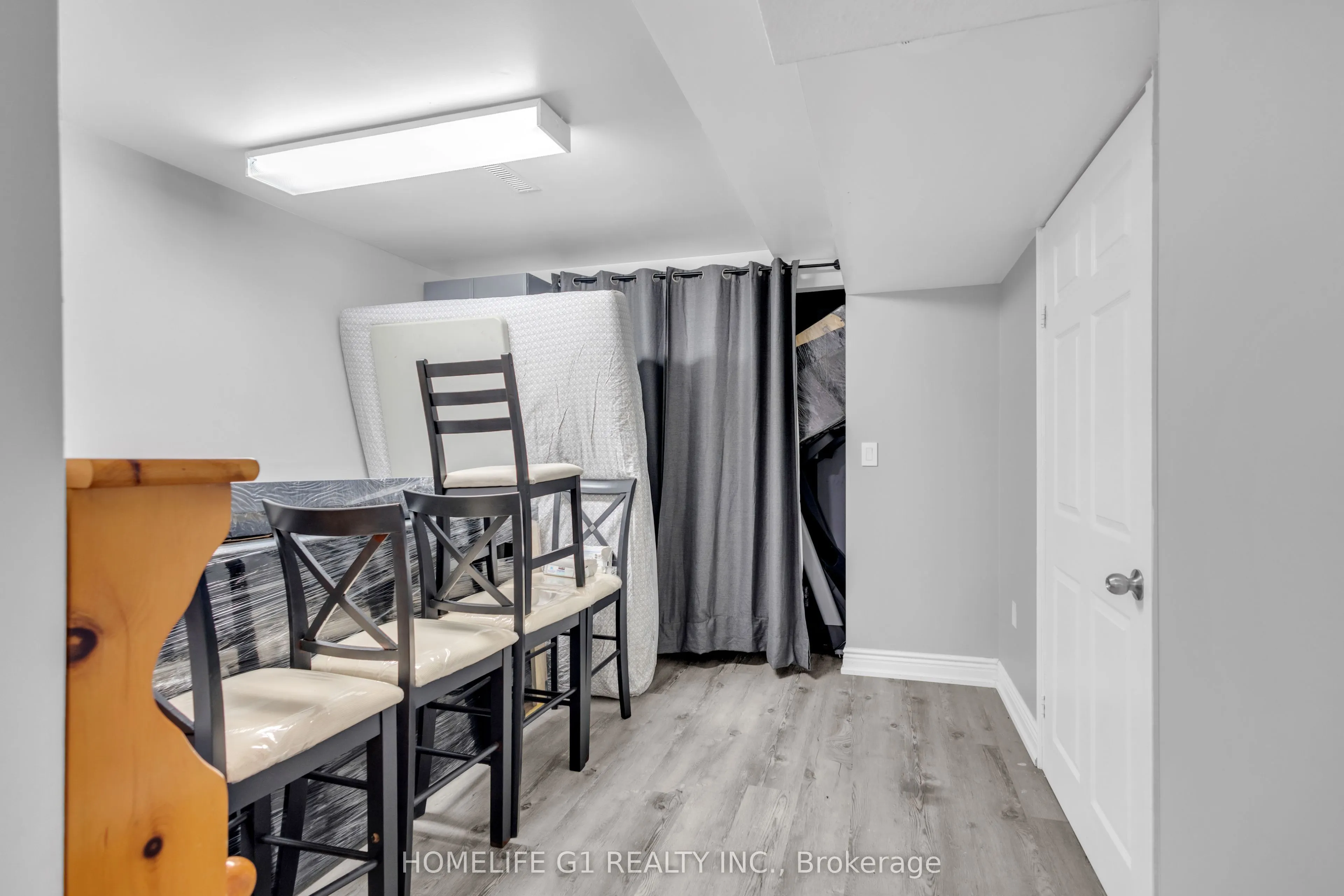51 Rocky Mountain Crescent