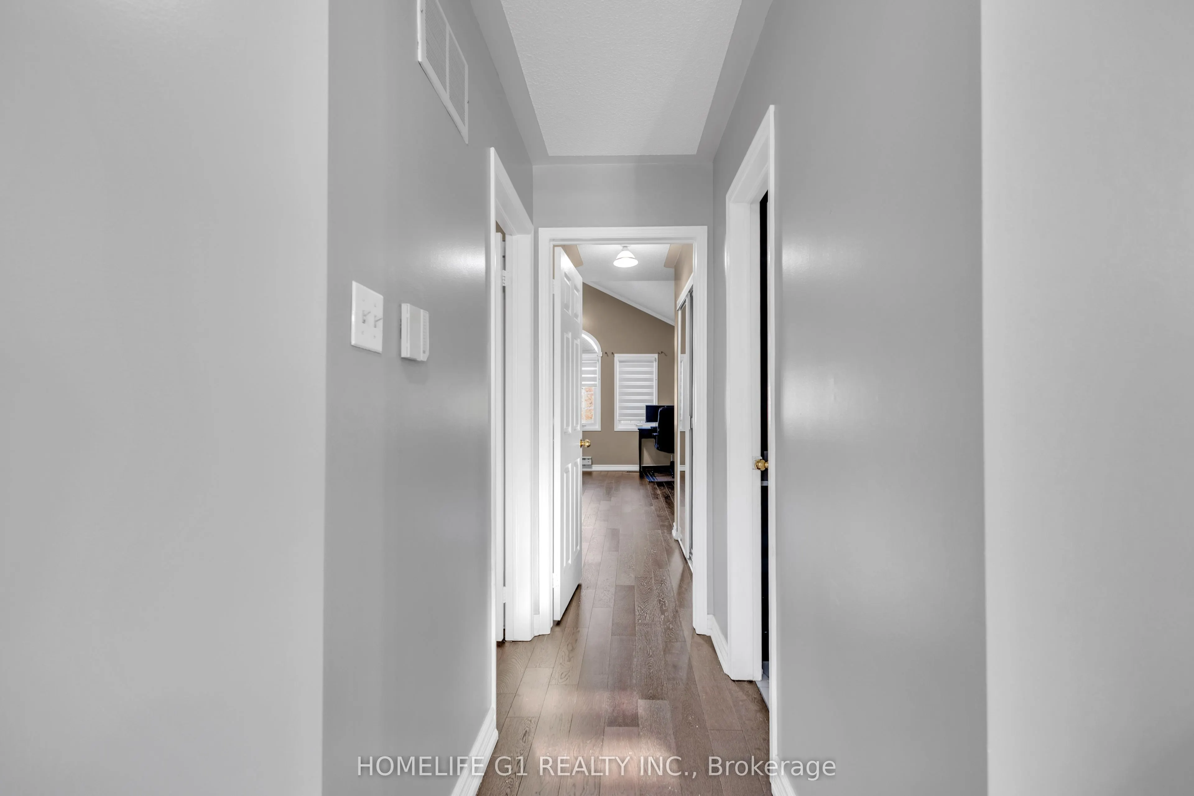 51 Rocky Mountain Crescent