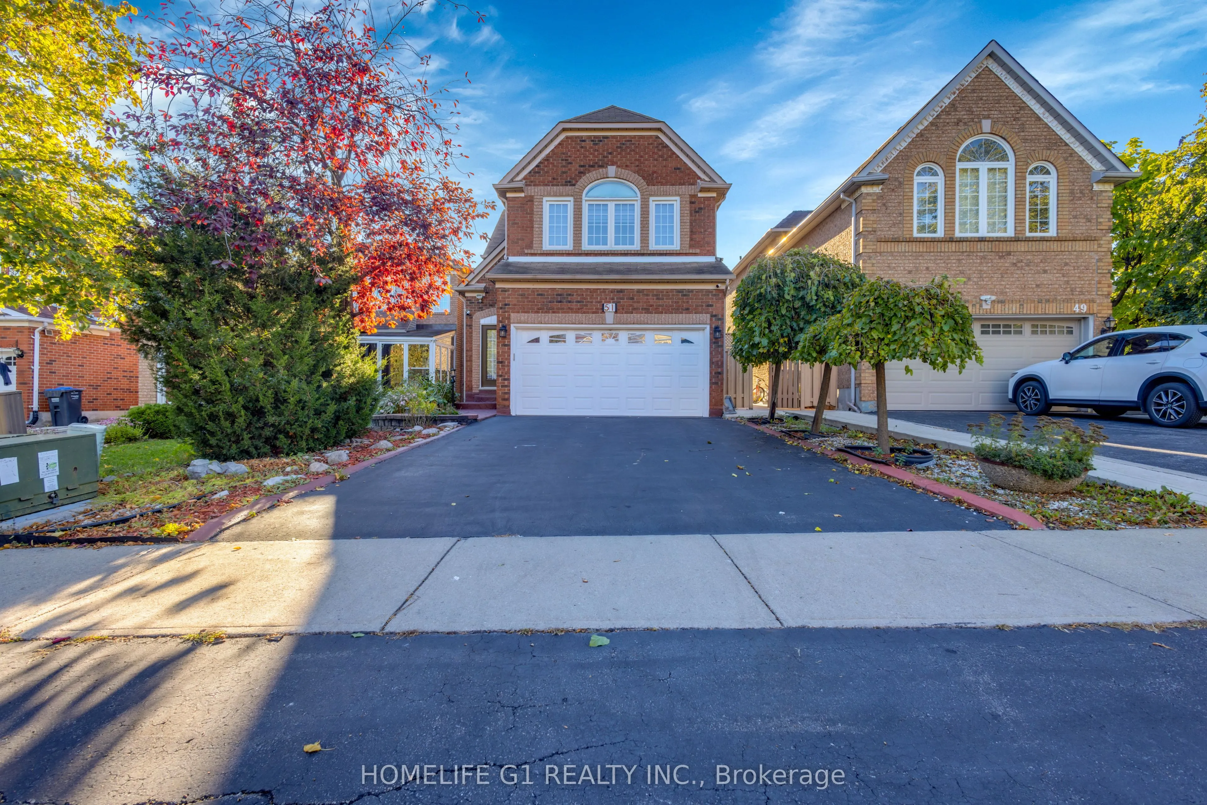 51 Rocky Mountain Crescent