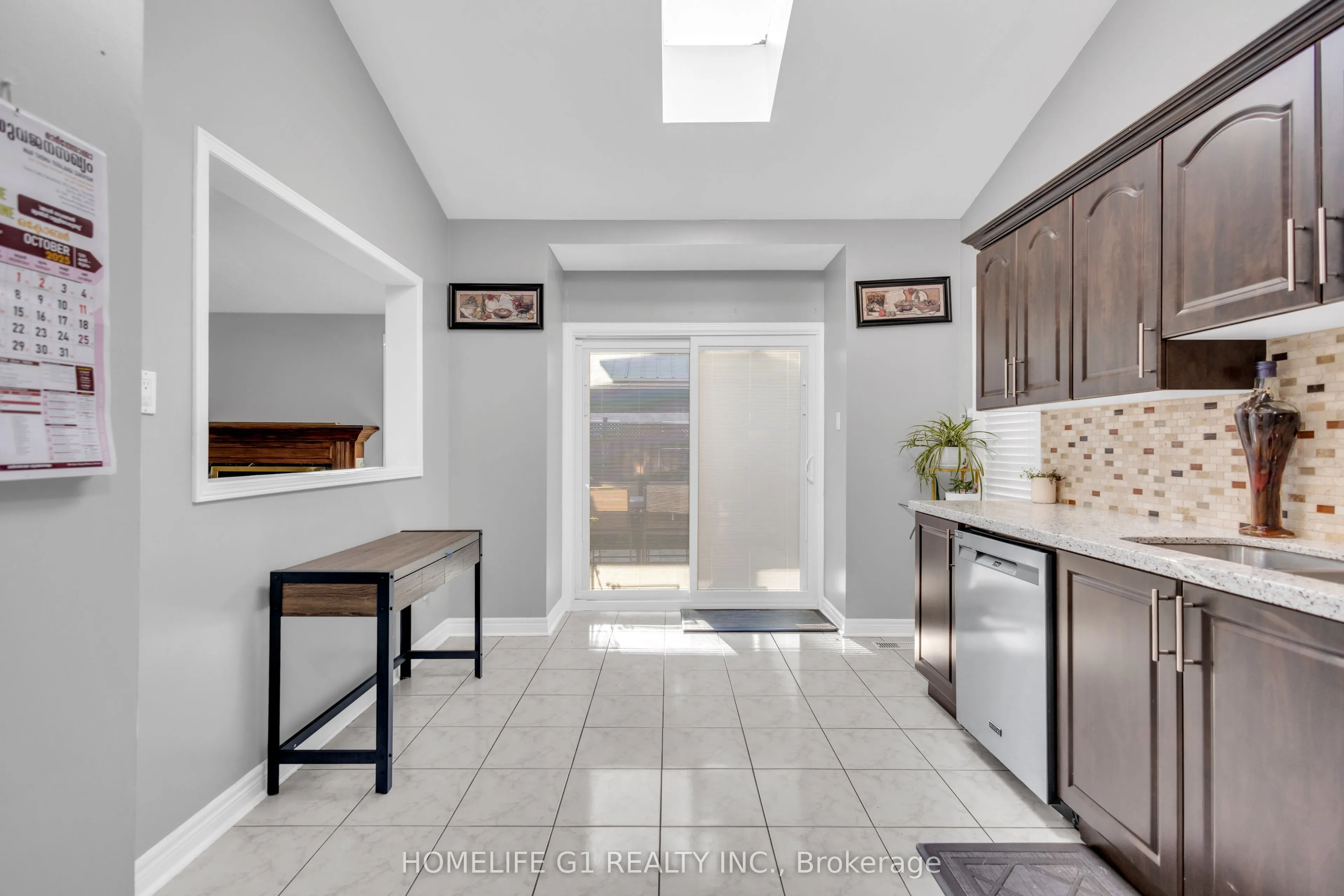 51 Rocky Mountain Crescent