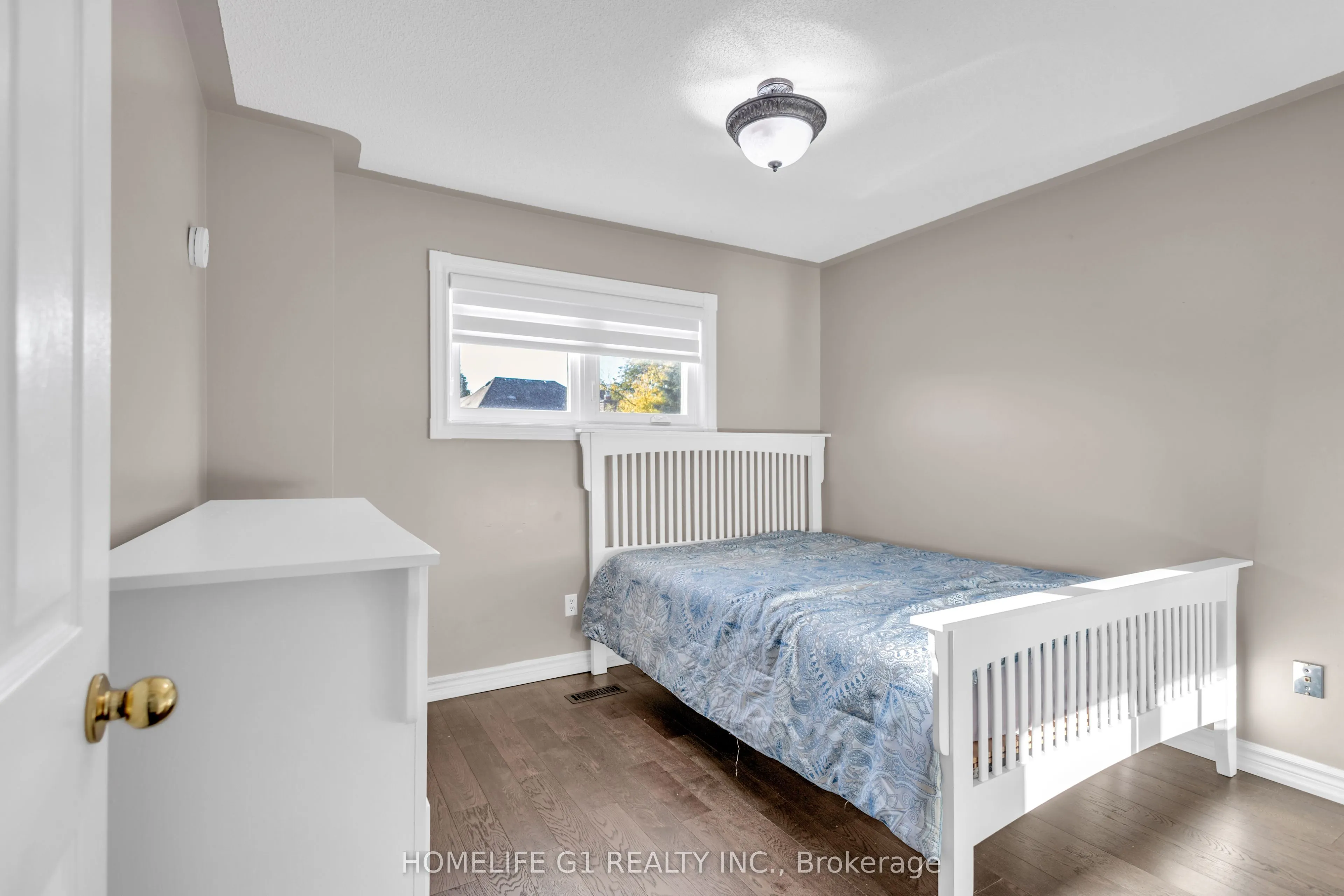 51 Rocky Mountain Crescent