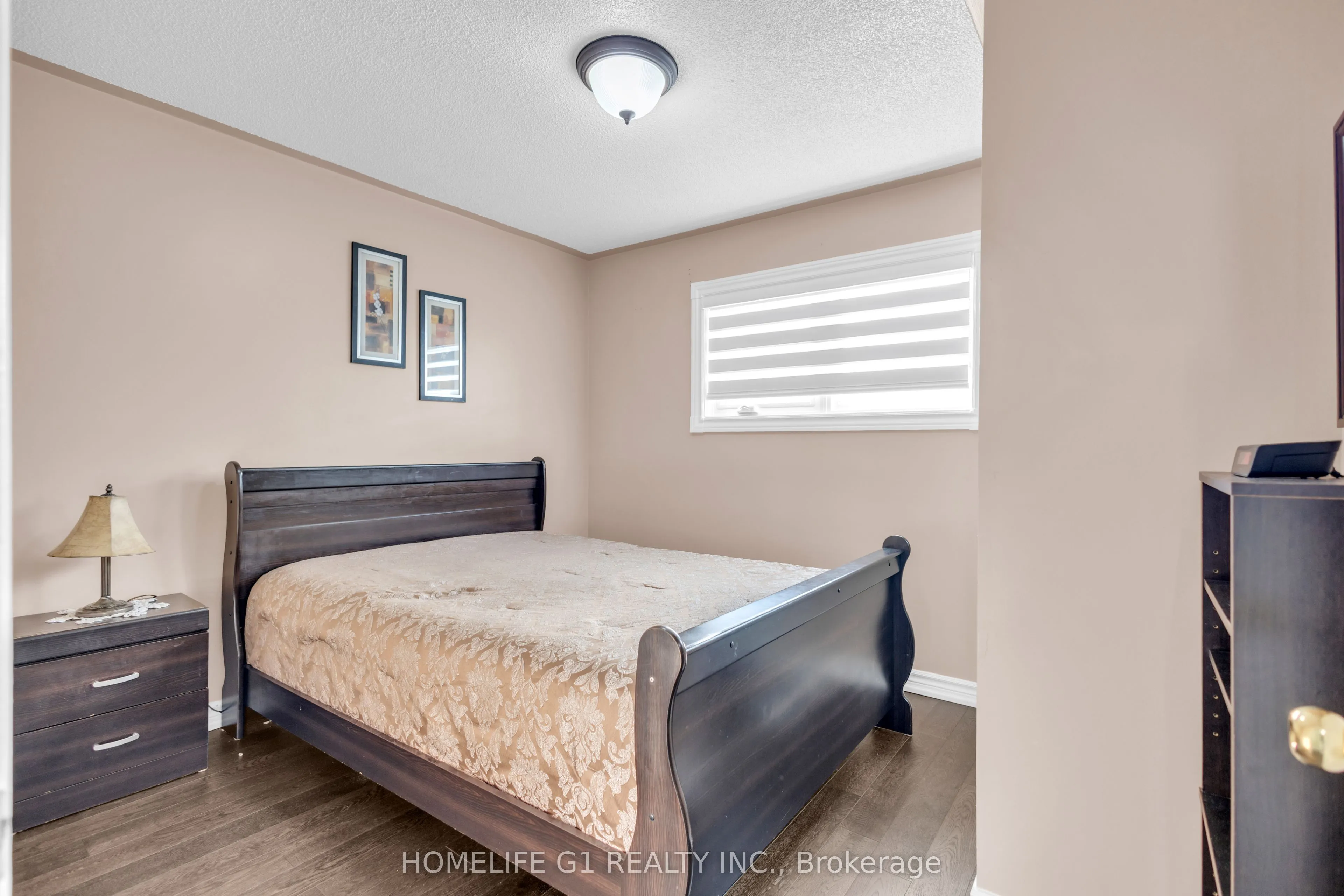 51 Rocky Mountain Crescent