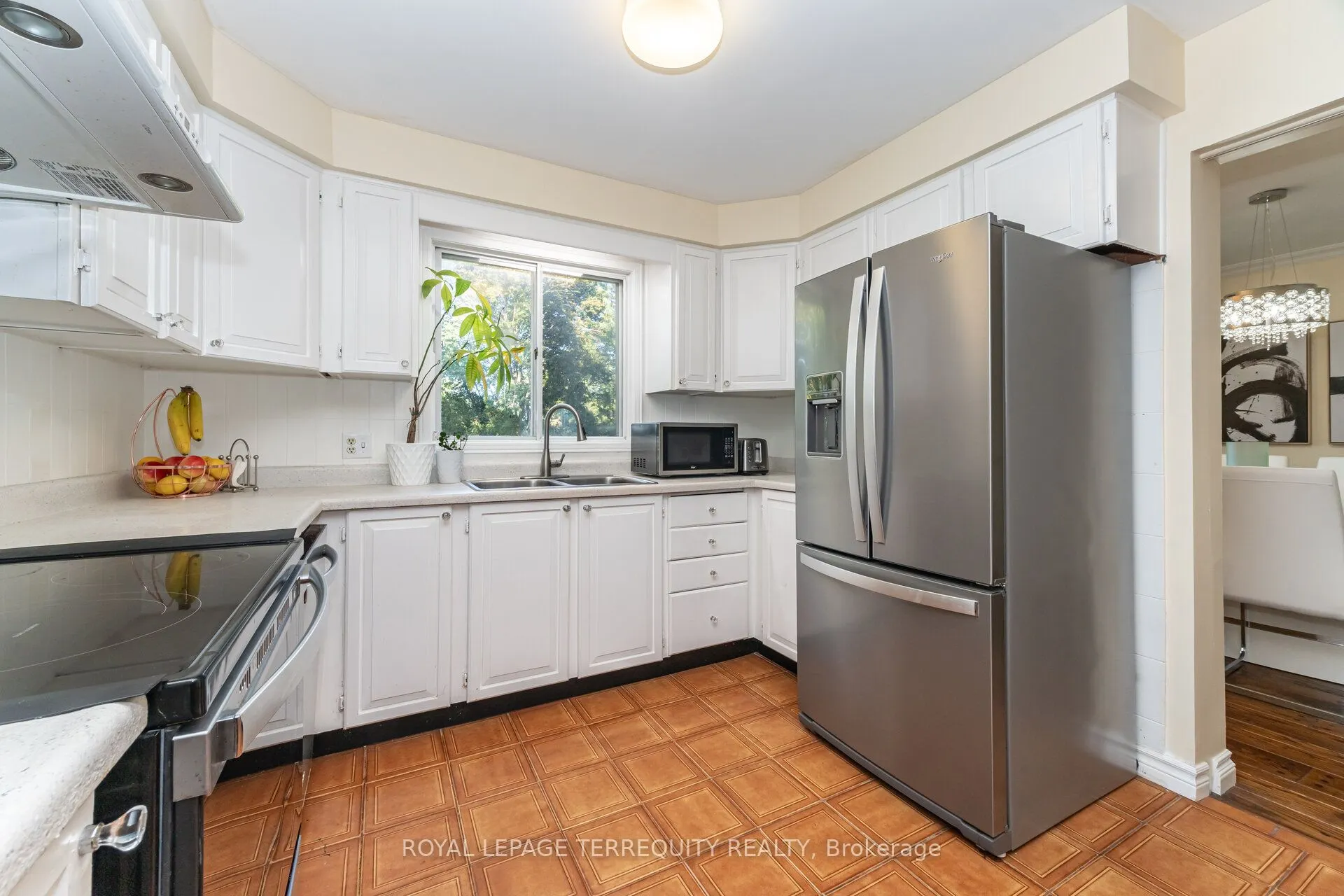 4085 Wheelwright Crescent