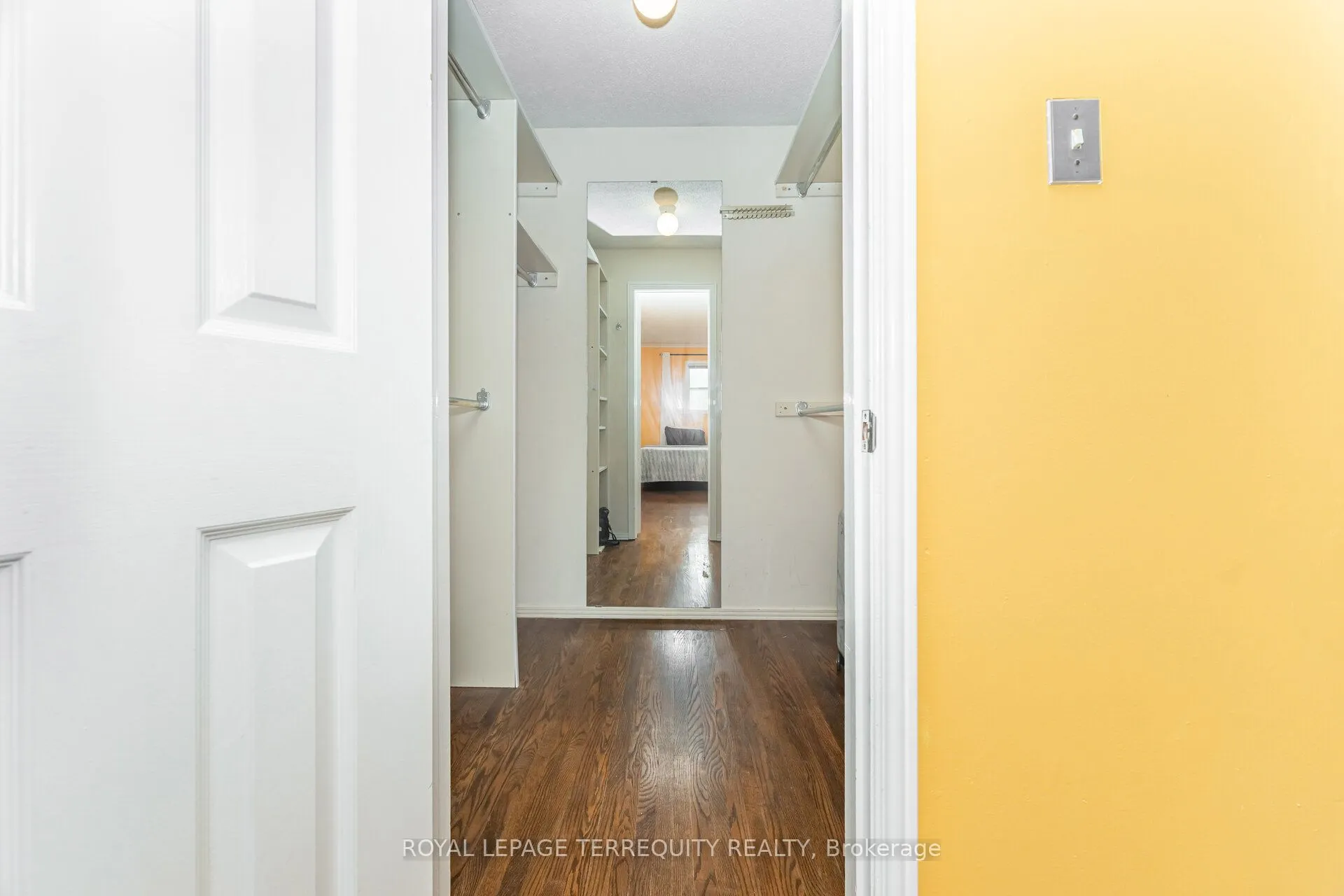 4085 Wheelwright Crescent