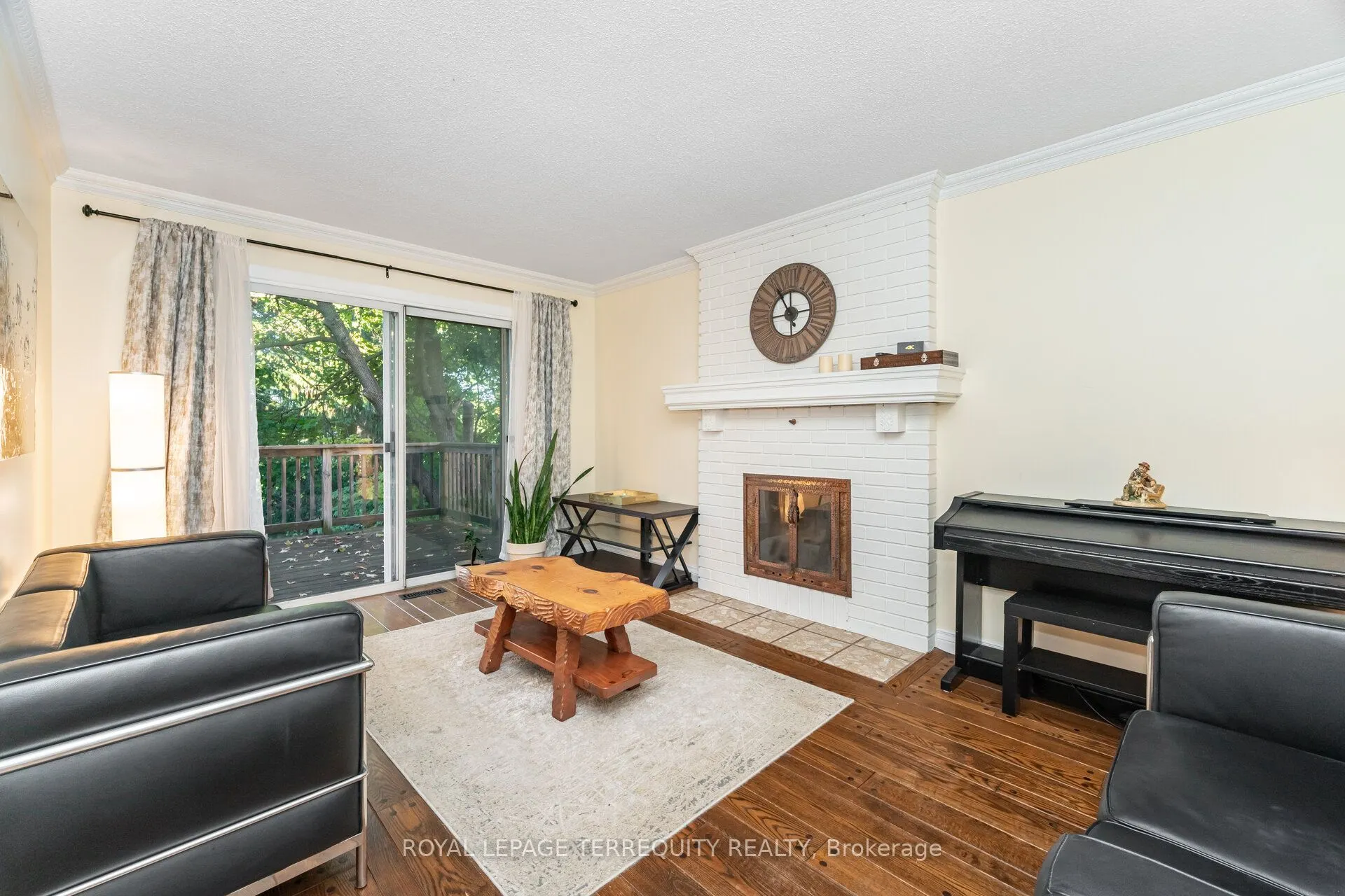 4085 Wheelwright Crescent