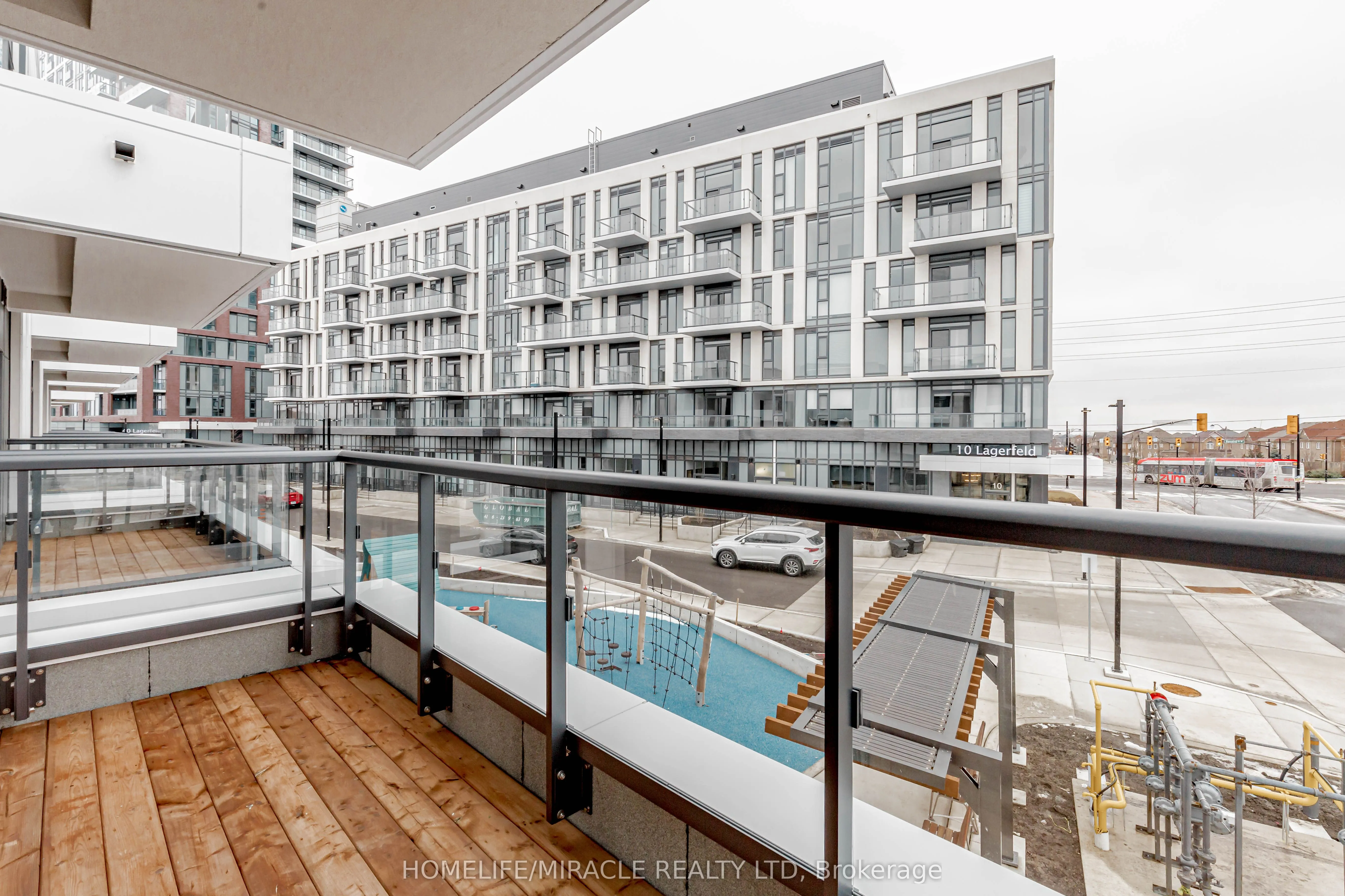 20 Lagerfeld Drive, ##11