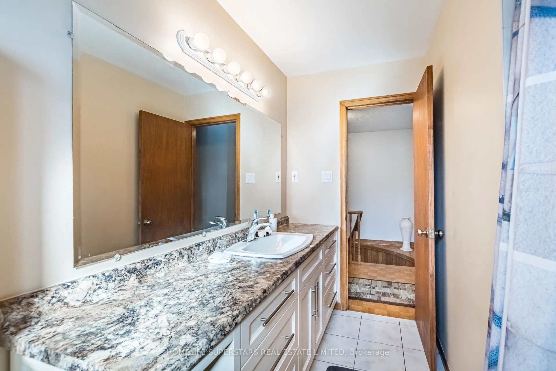3995 Chicory Court