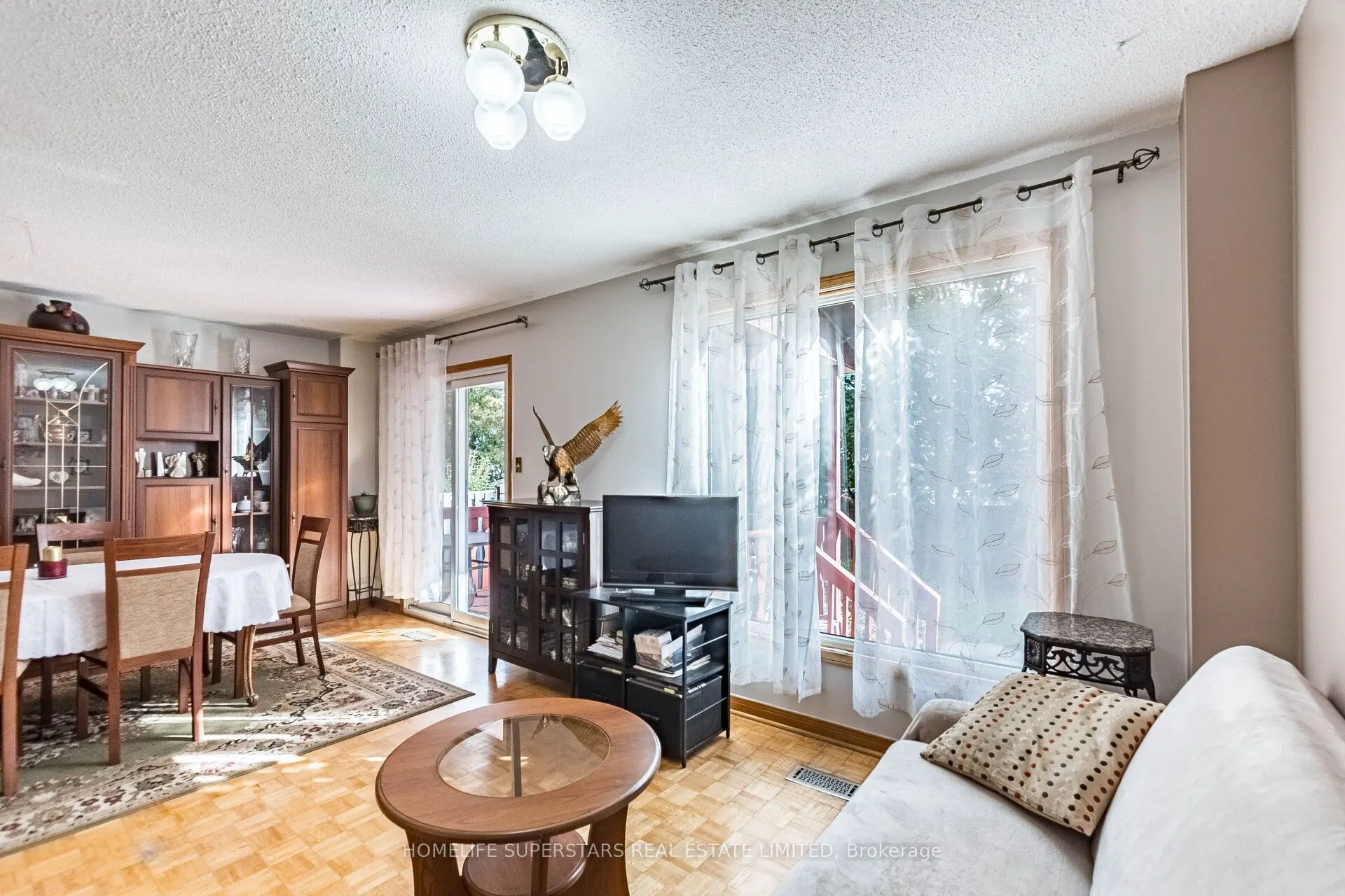 3995 Chicory Court